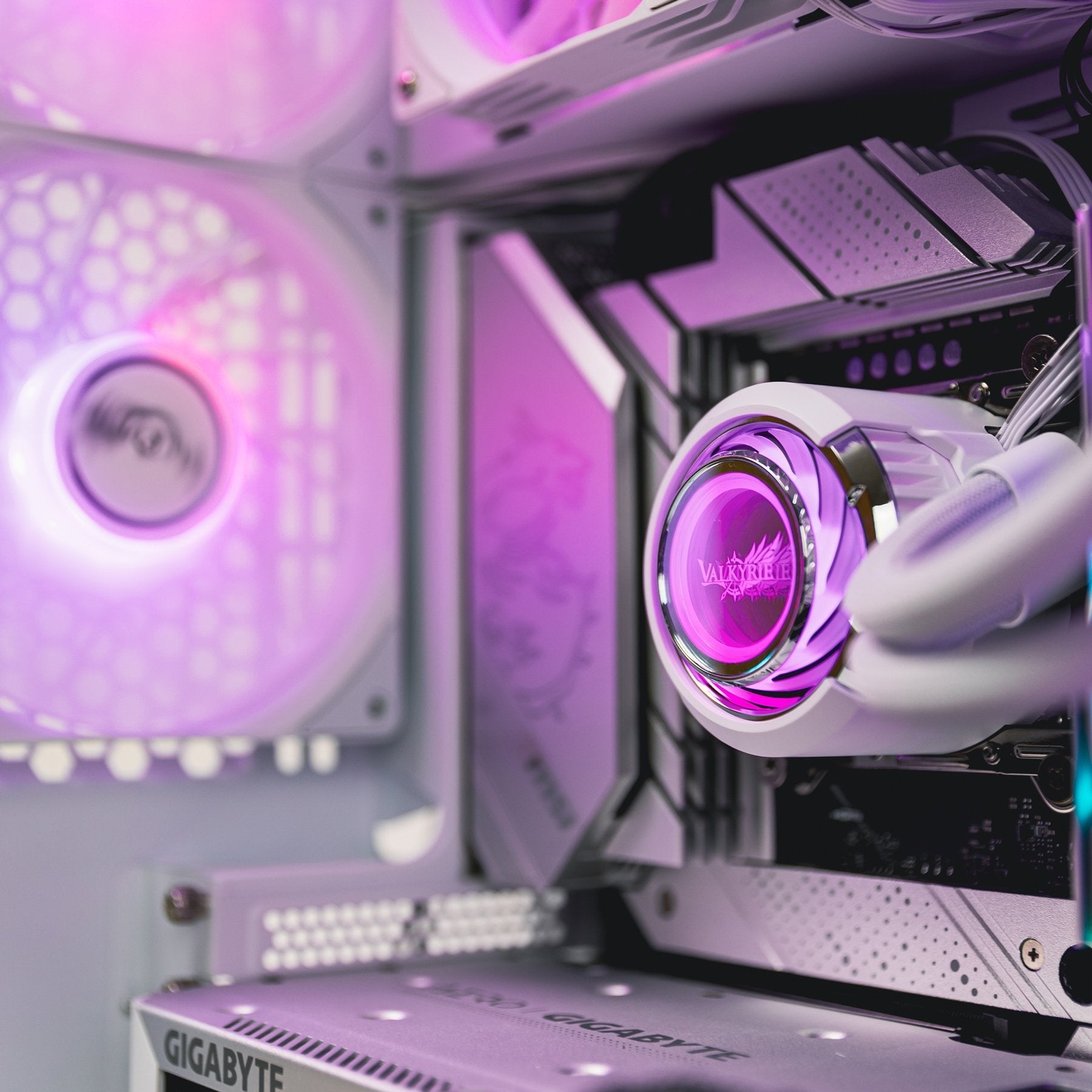 Refrigeracion Liquido Cpu Valkyrie Jarn  240 Argb Blanco