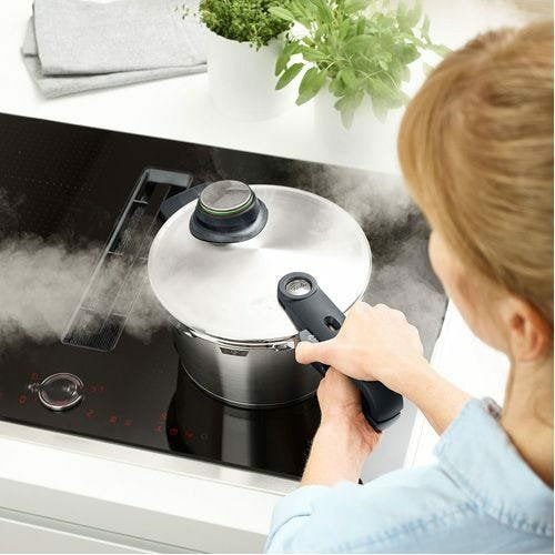Fissler Vitavit Premium 8.0l Pressure Cooker 26cm
