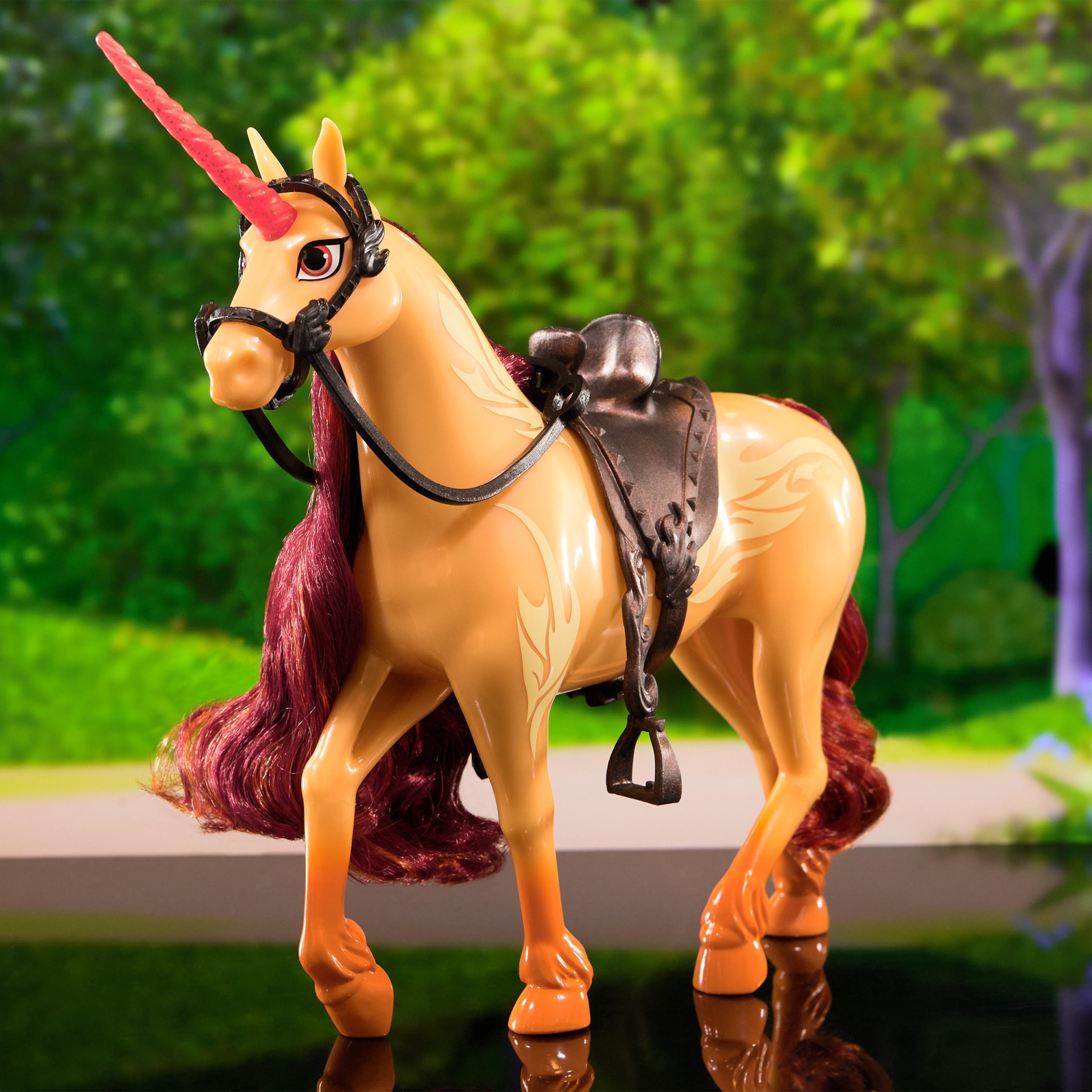 EAN 0681147051386 - Unicorn Academy Cinder Unicorn imagen 5