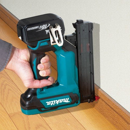 EAN 88381882750 - Makita DFN350Z pistola de clavos y grapadora imagen 4