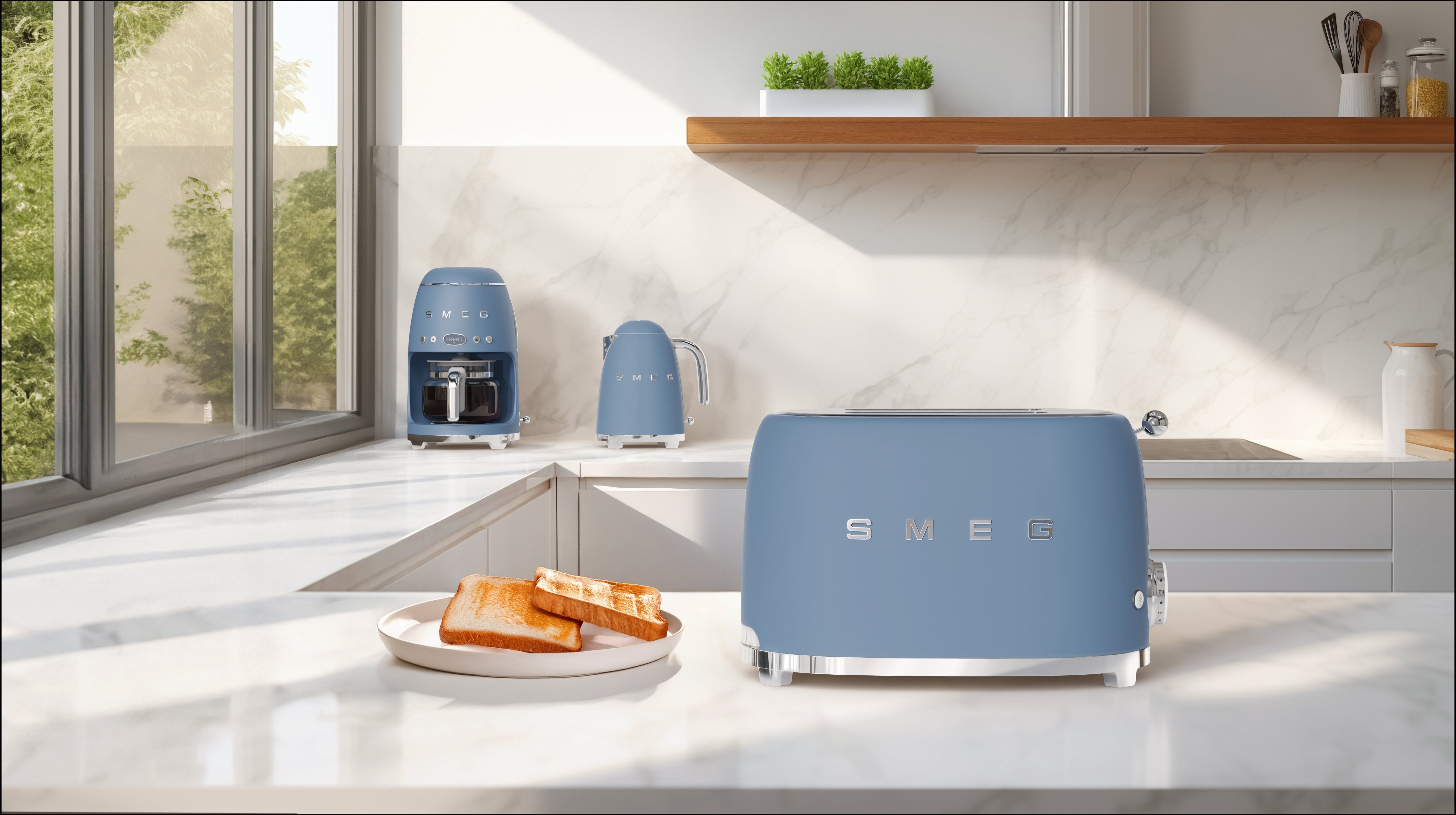 Hervidor Smeg 50´Style Tormenta Azul Klf03sbmeu