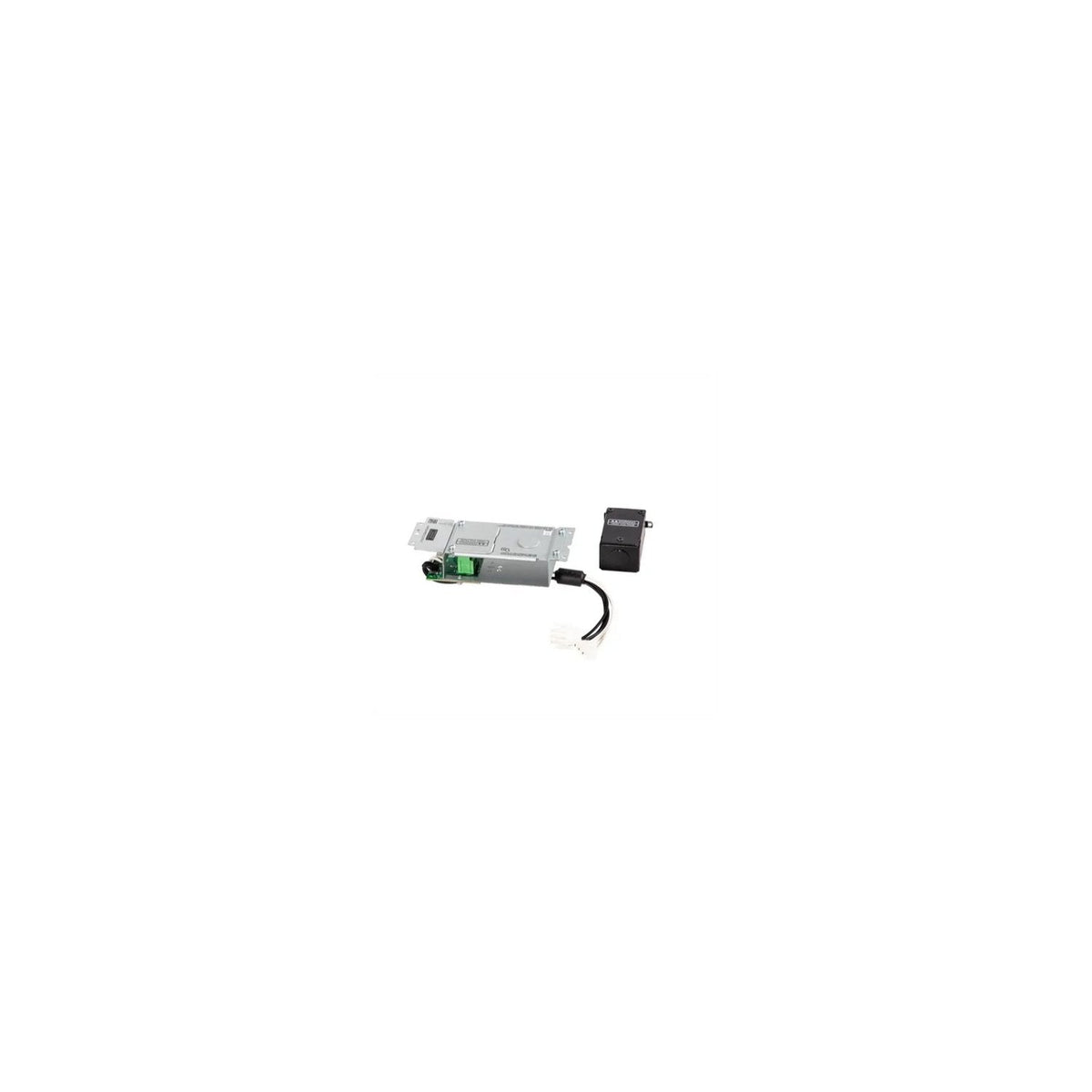 Apc Smart-Ups Srt Kit De Placa Trasera (Módulo De Inserción) Entrada/Salida Ac 120/208/230/240 V 3000 Va Conectores De Salida: 1 Para P/N: Ar4012a Ar4017a Ar4032a Ar4038la Srt1500xlj Srt2400xlj Srt3000xltw