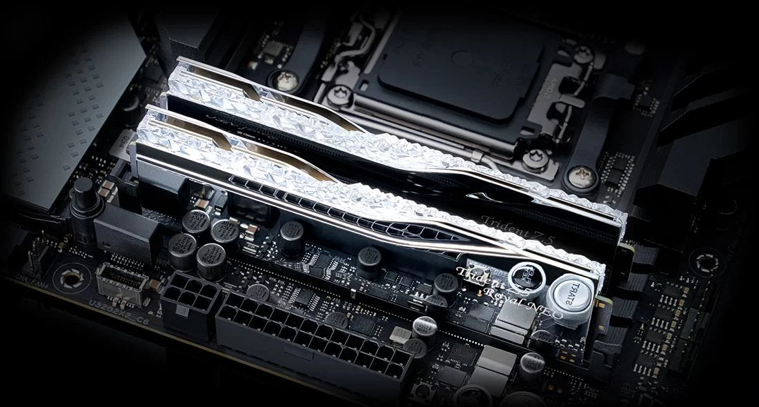 G.Skill Dimm 32 Gb Ddr5-6000 (2x 16 Gb) Dual-Kit (Plata, F5-6000j2636h16gx2-Tr5ns, Trident Z5 Royal, Amd Expo) F5-6000j2636h16gx2-Tr5ns