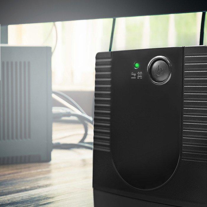 EAN 5901878537726 - Qoltec 53772 sistema de alimentación ininterrumpida (UPS) Línea interactiva 0,65 kVA 360 W 1 salidas AC imagen 8