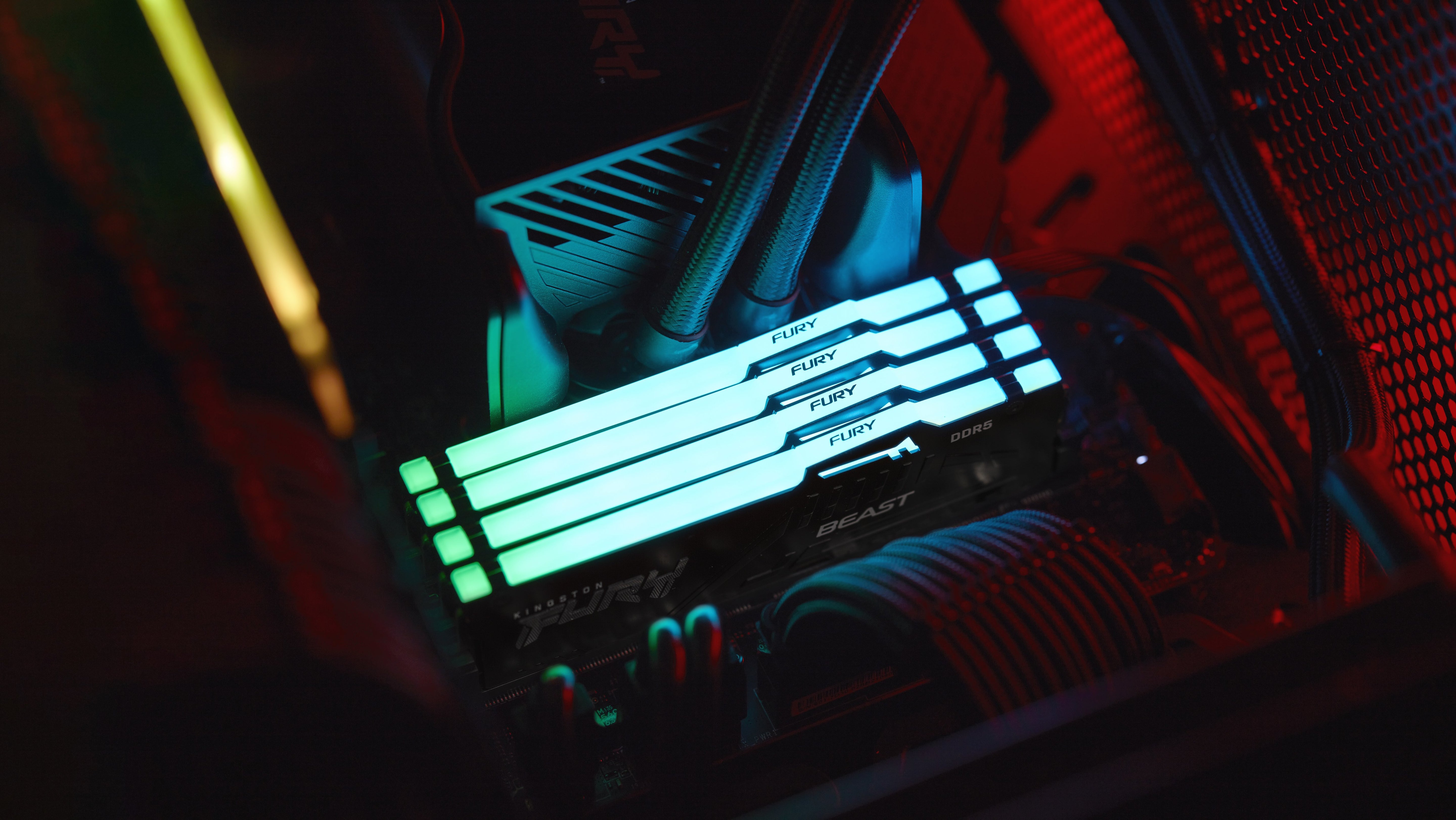 EAN 0740617342826 - Kingston Technology FURY Beast RGB módulo de memoria 1 x 32 GB 6000 MT/s 288-pin DIMM ECC imagen 15