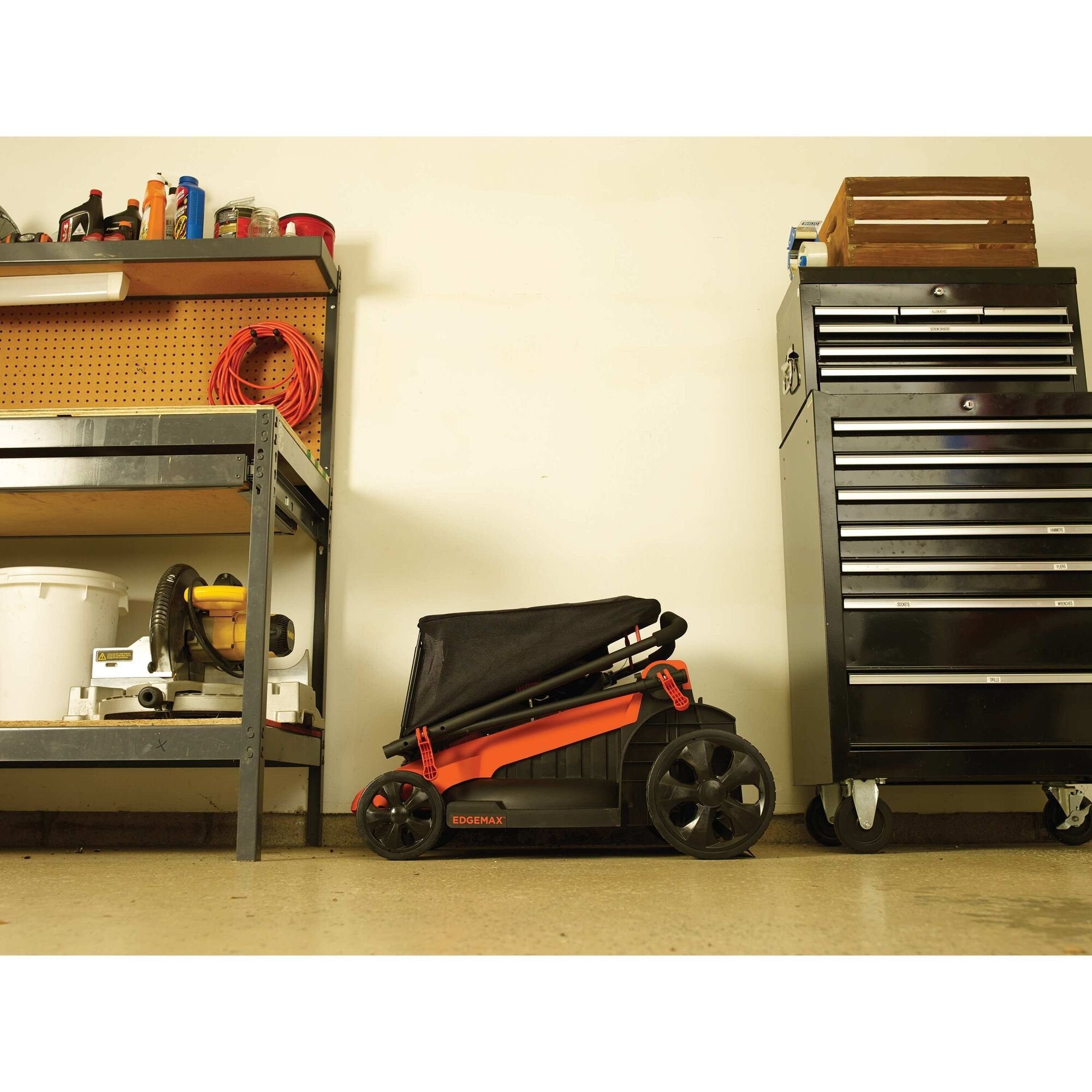 Cortacésped Black+Decker Lm2000 Naranja/Negro