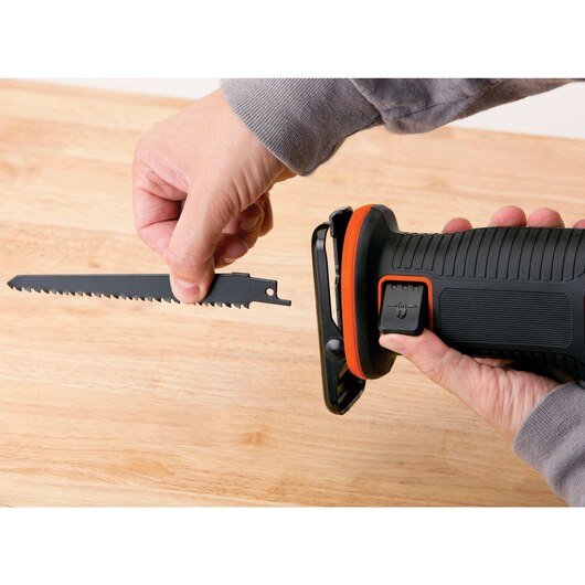 Black+Decker Sierra Recíproca Inalámbrica, 18volt Bdcr18n-Xj