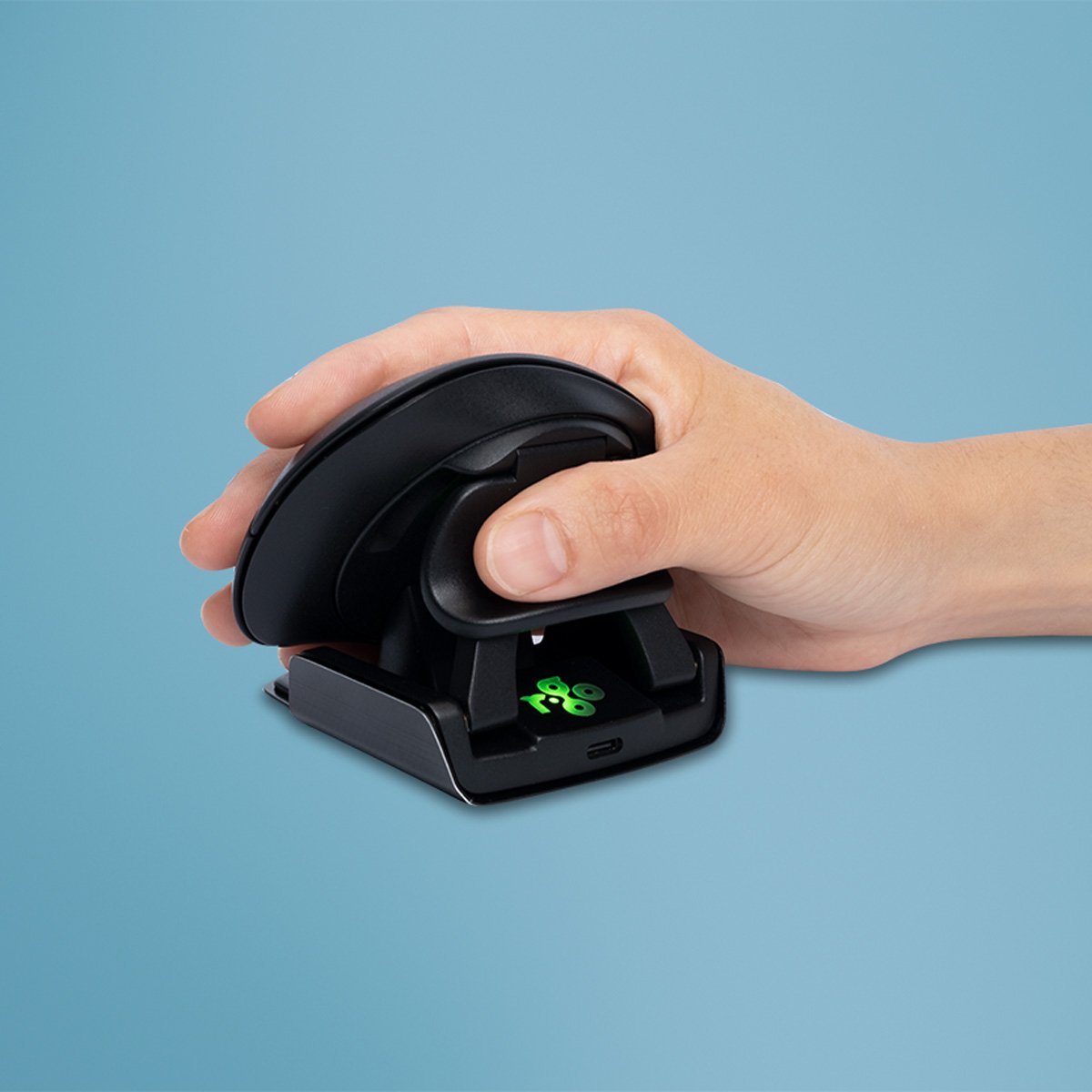 EAN 8719274491927 - R-Go Tools RGOTWBMWLBL ratón Oficina Ambidextro Bluetooth + USB Type-A Óptico 2400 DPI imagen 1