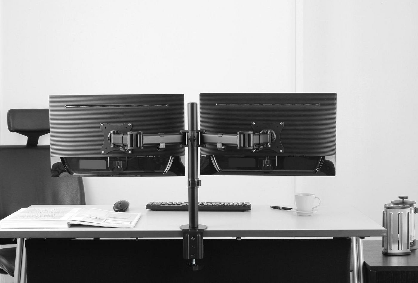 Soporte  Gearlab Glb227001 Para Monitor  (27") Abrazadera Negro