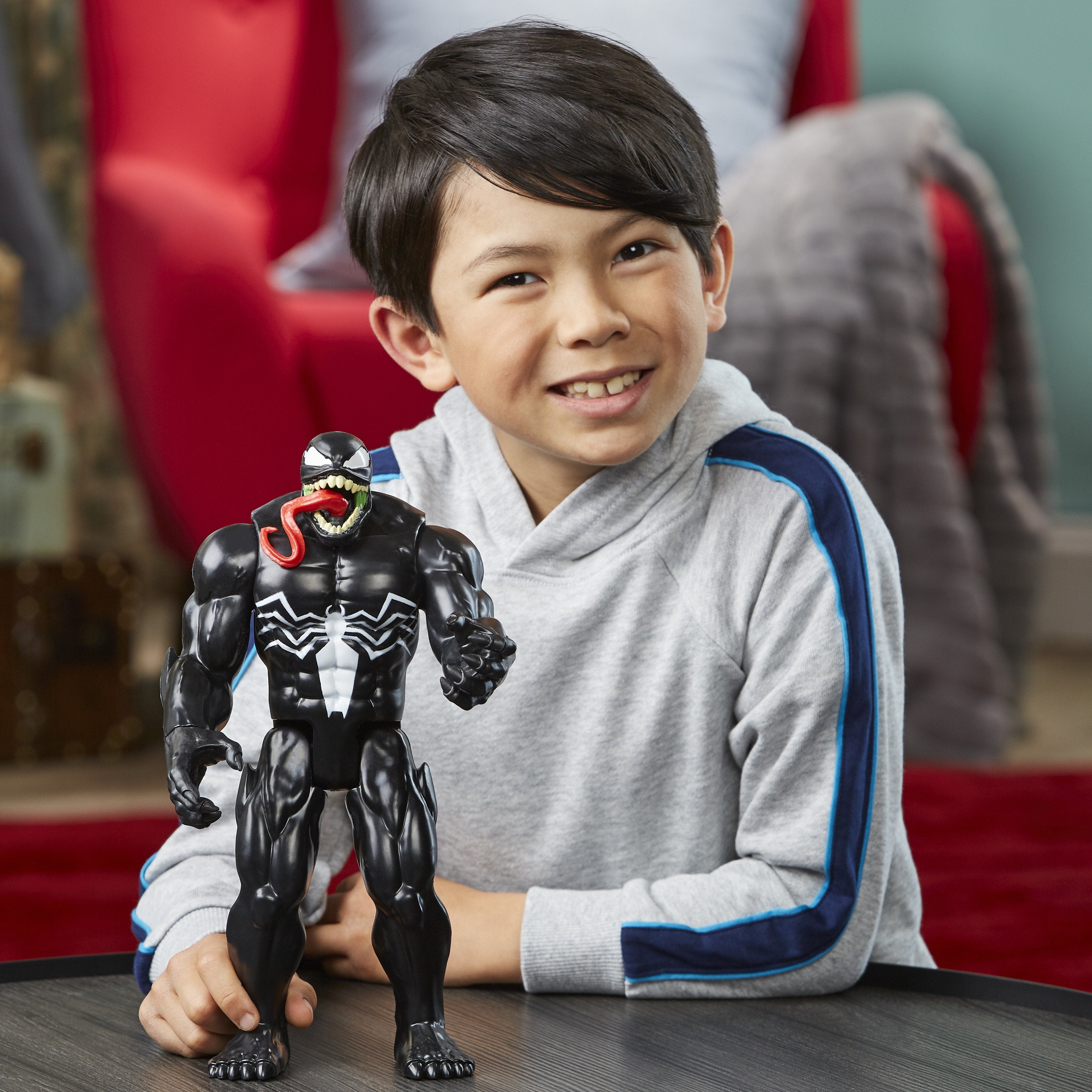 Figura Hasbro Marvel Titan Hero Series Spider Man Venom