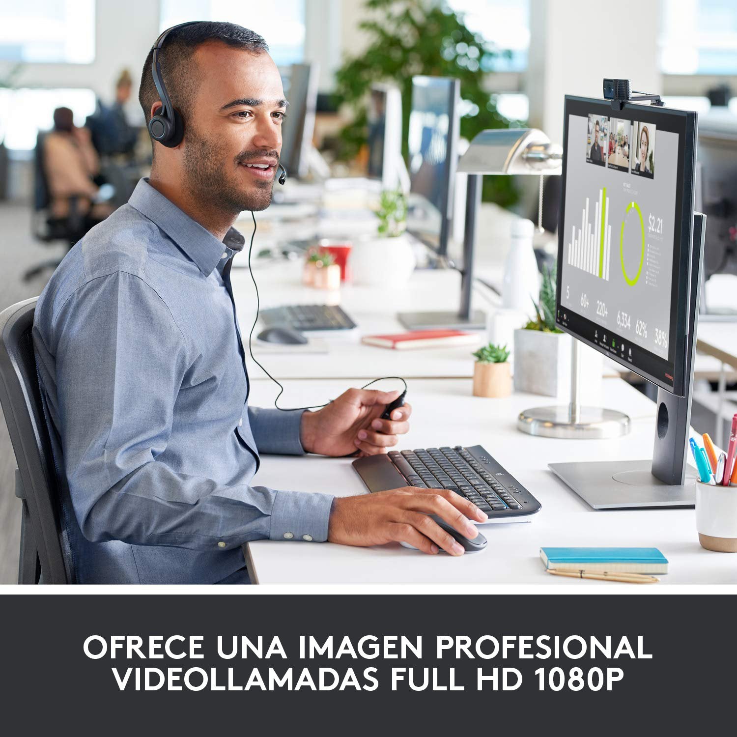 EAN 5099206061309 - Logitech 960-001055 cámara web 3 MP 1920 x 1080 Pixeles USB 2.0 Negro imagen 2
