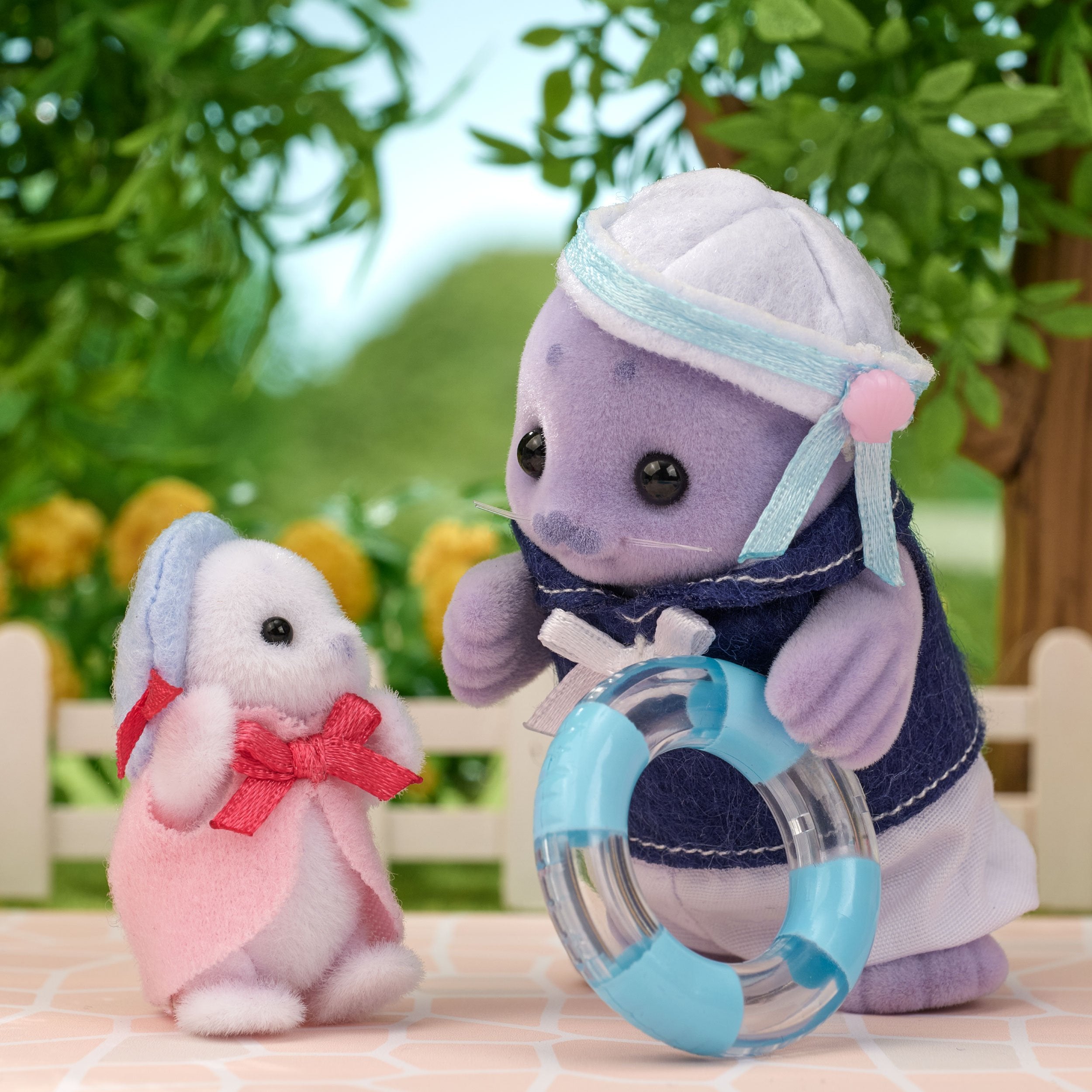 Epoch Sylvanian Families - Robben Familie 5759