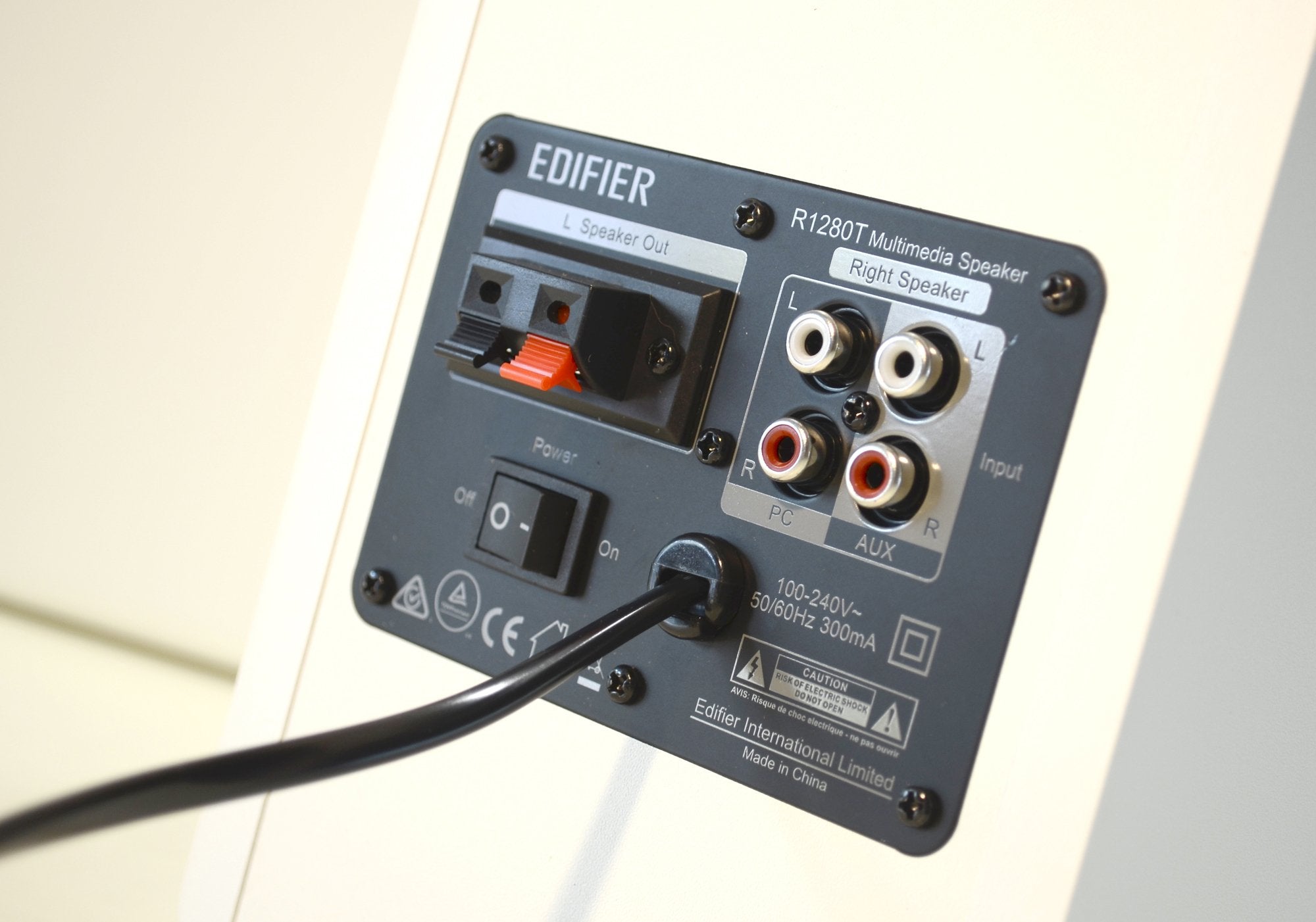 EAN 6923520268207 - Edifier R1280T Blanco Alámbrico imagen 5