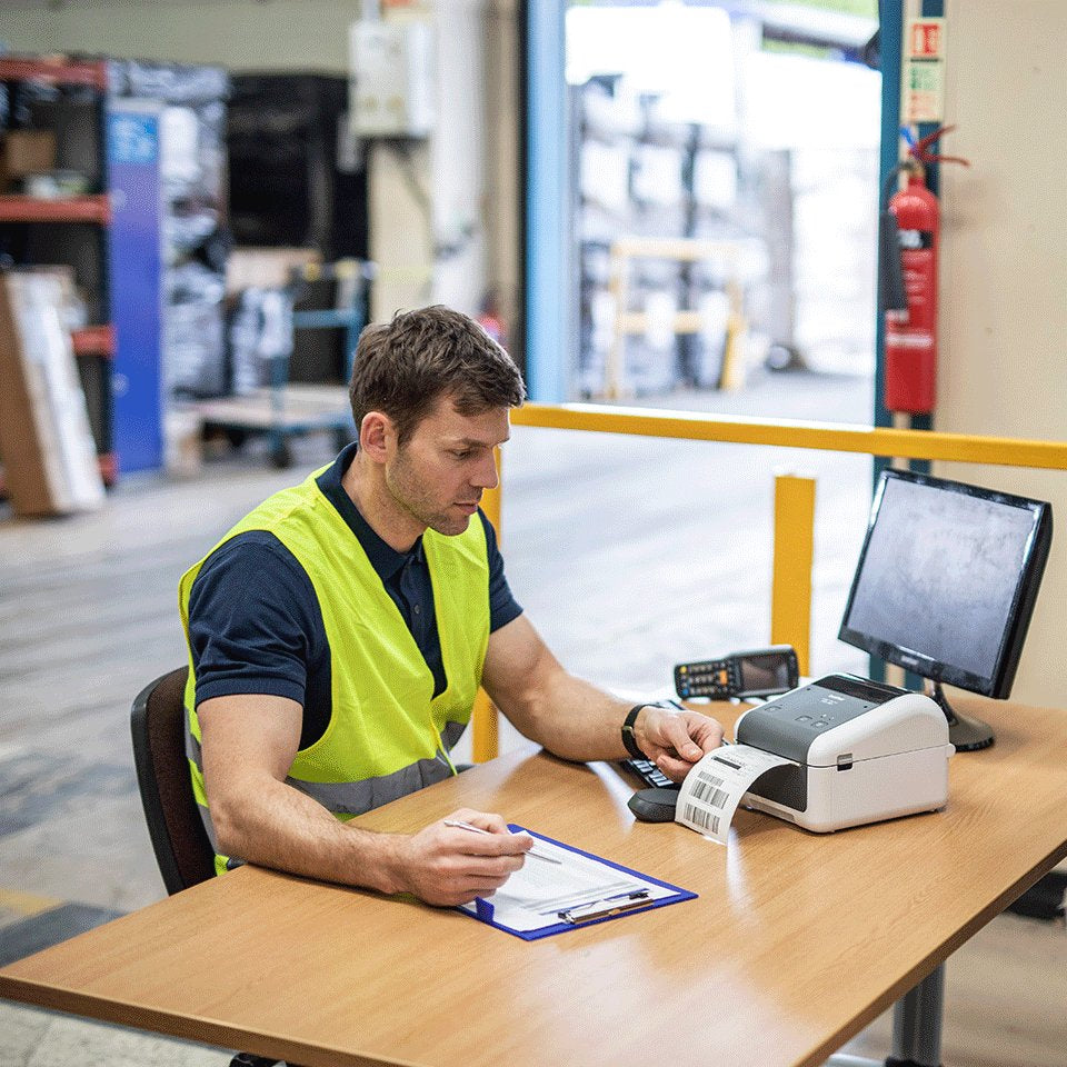 Brother Td-4410d Impresora De Etiquetas Y Tickets Para Uso Comercial. Ancho De Cinta Hasta 102 Mm - Velocidad 92 Etiquetas/Min. 203mm/Seg - 203ppp - Corte De Cinta Automático