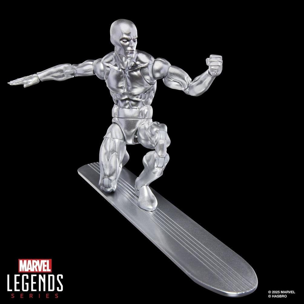 Figura Estela Plateada The Silver Surfer Marvel Legends Series 15cm