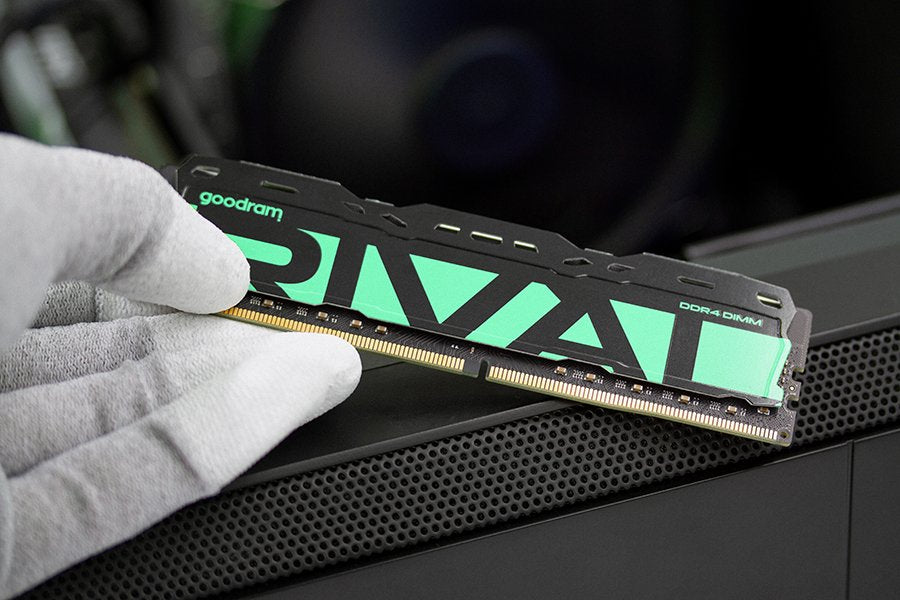 EAN 5908267915004 - Goodram *DDR4 Rival Radiant 16GB (2* 8)/3200 CL16 Green módulo de memoria 2 x 8 GB 3200 MT/s 288-pin DIMM imagen 7