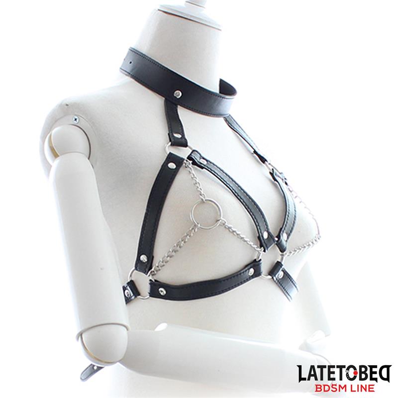 Arnés Bondage Con Copas Abiertas Y Cadenas