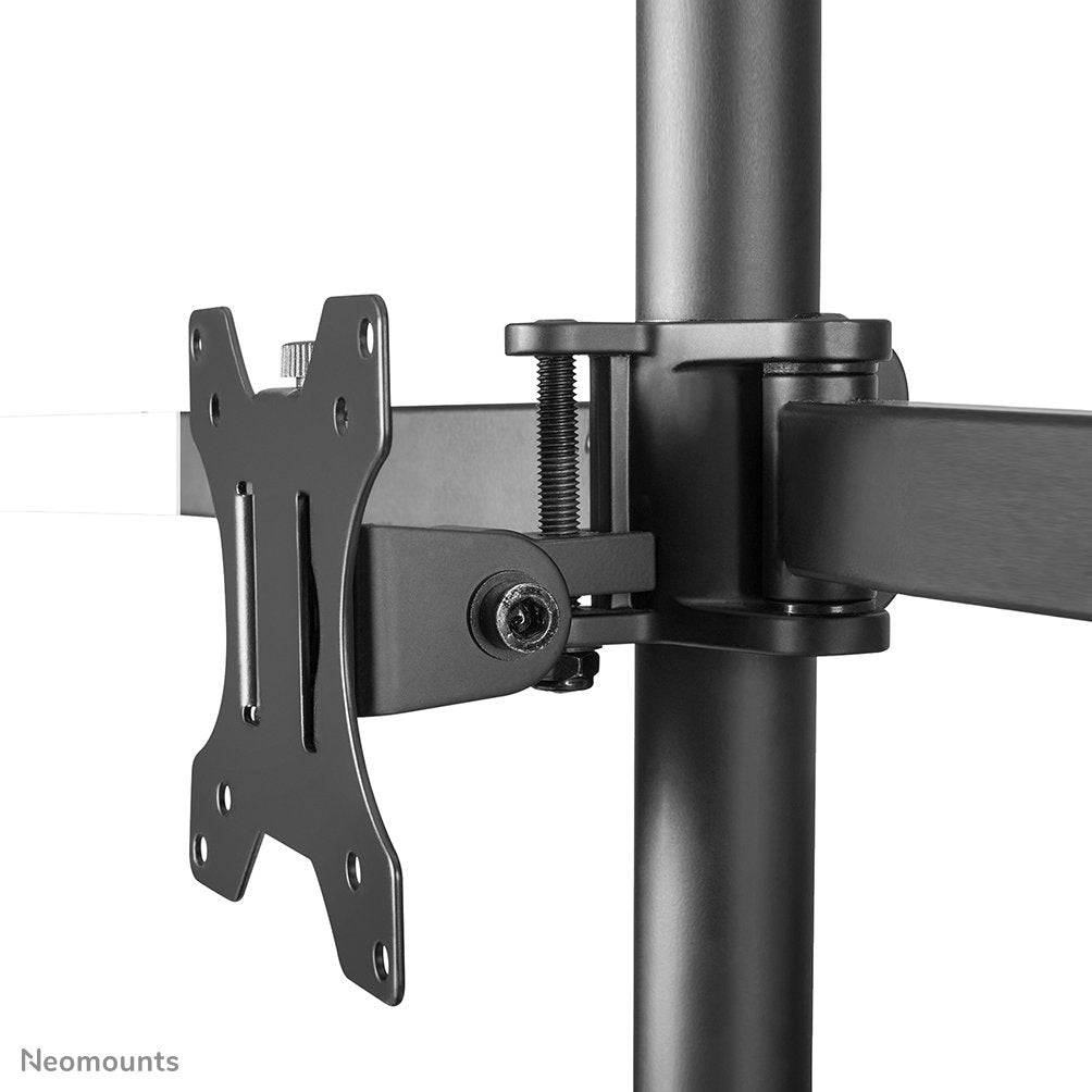 Soporte De Mesa, Totalmente Articulado, Para 3 Pantallas 13-27" 7kg Fpma-D550dd3negro Neomounts