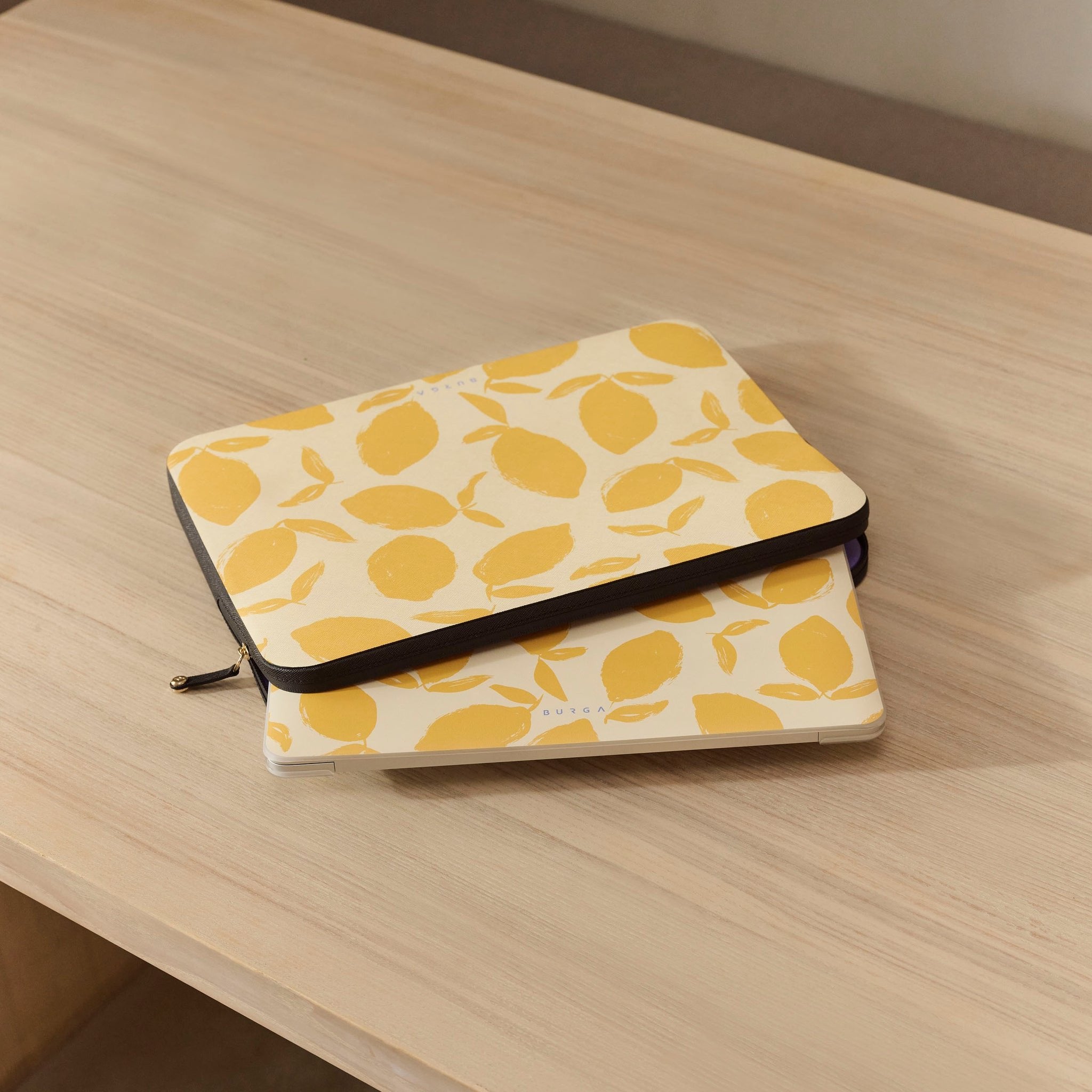EAN 4772229236435 - BURGA Lemon Tart 35,6 cm (14") Funda Amarillo imagen 3