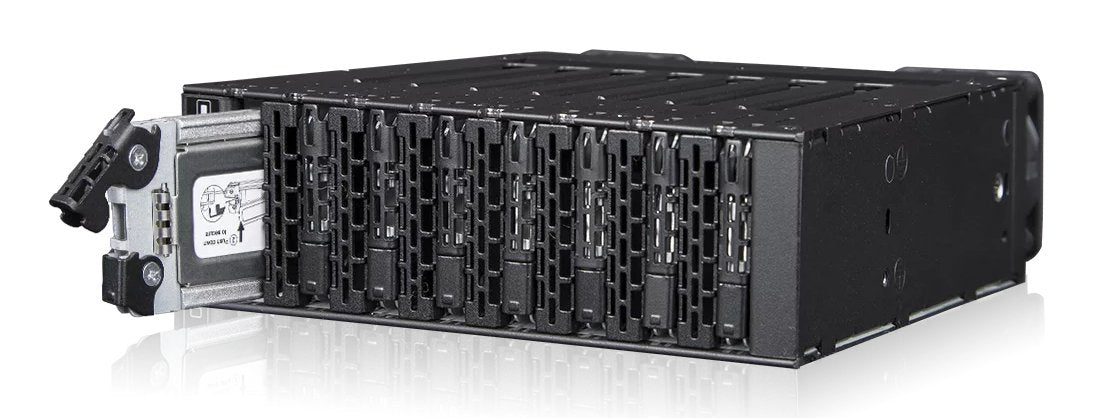 EAN 4713227445955 - Icy Dock ToughArmor MB873MP-B V2 Caja externa para unidad de estado sólido (SSD) Negro 5.25" imagen 4