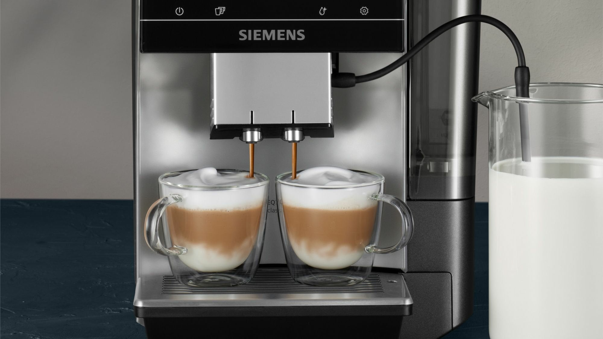 EAN 4242003953303 - Siemens EQ.700 TP715D01 cafetera eléctrica Totalmente automática Máquina espresso 2,4 L imagen 5