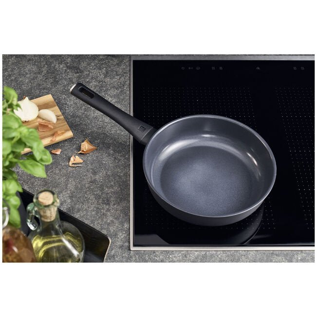 Zwilling Madura Plus 28 Cm Sauté Pan, Black, Aluminum
