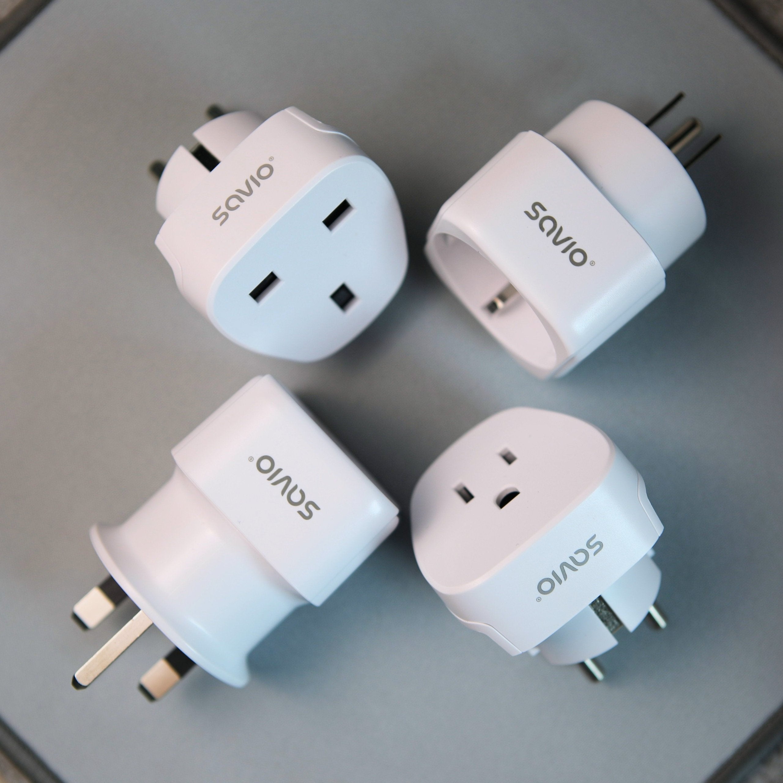 EAN 5901986049081 - Savio AP-03 adaptador e inversor de corriente Universal 3750 W Blanco imagen 7