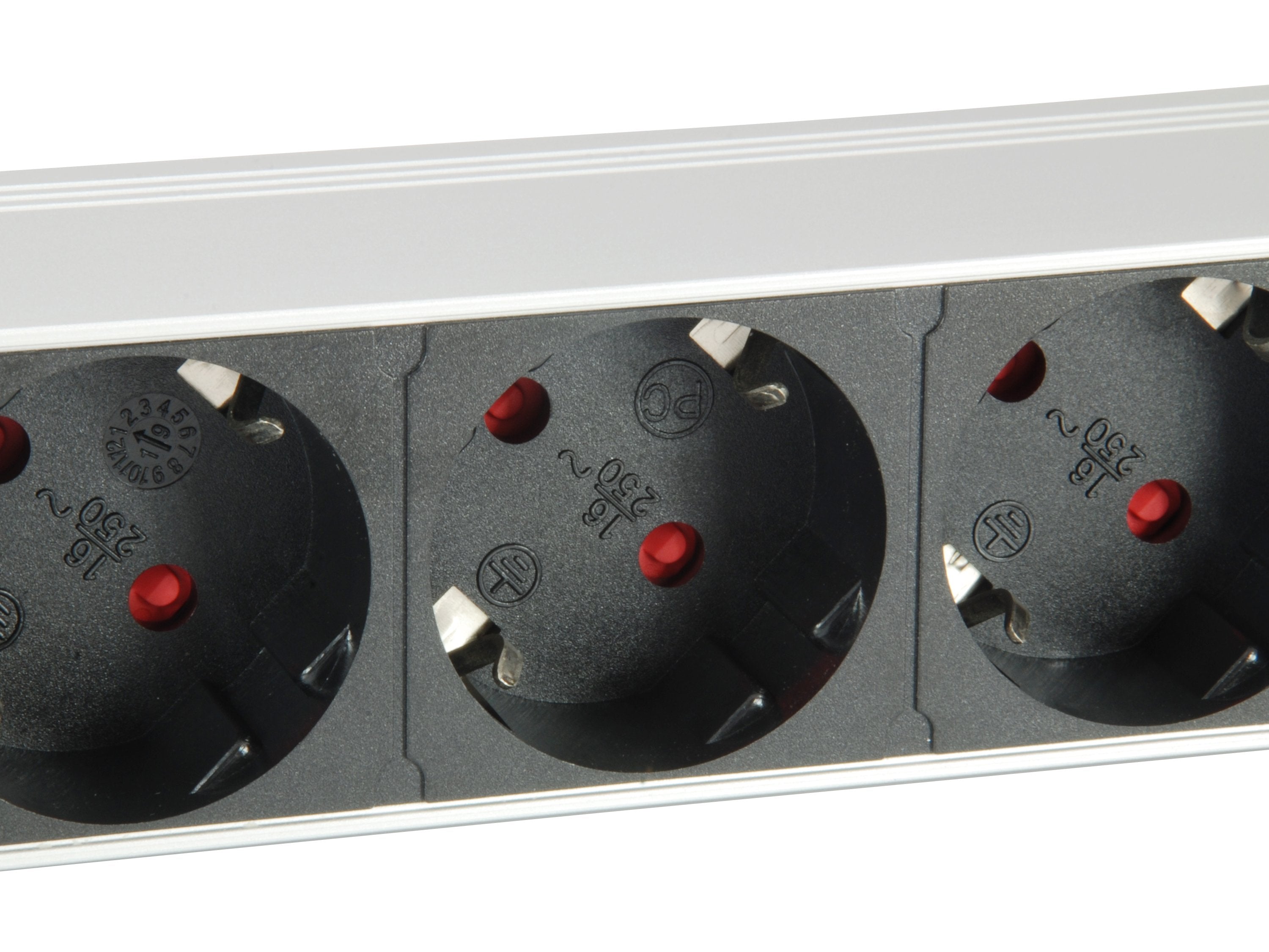 Regleta Alimentacion Rack 19 1u 7 Tomas Con Interruptor Y Protector Sobretension
