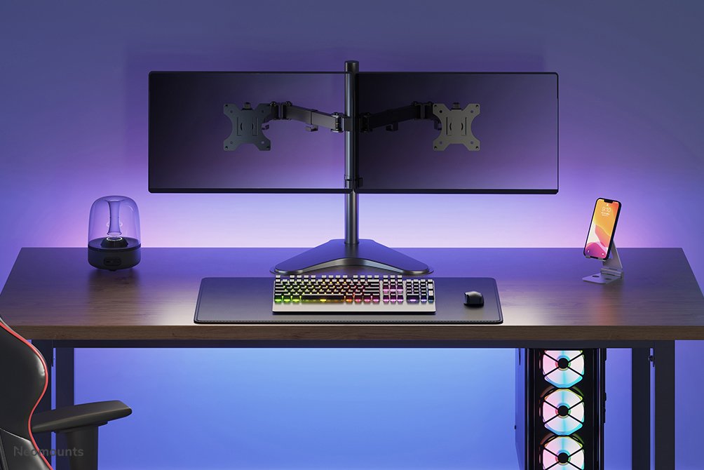 Newstar  Negro Fpma-D550ddblack El Fpma-D550ddblack Es Un Soporte De Escritorio Con 3 Puntos De Giro Para 2 Pantallas Lcd/Led/Tft De Hasta 32".