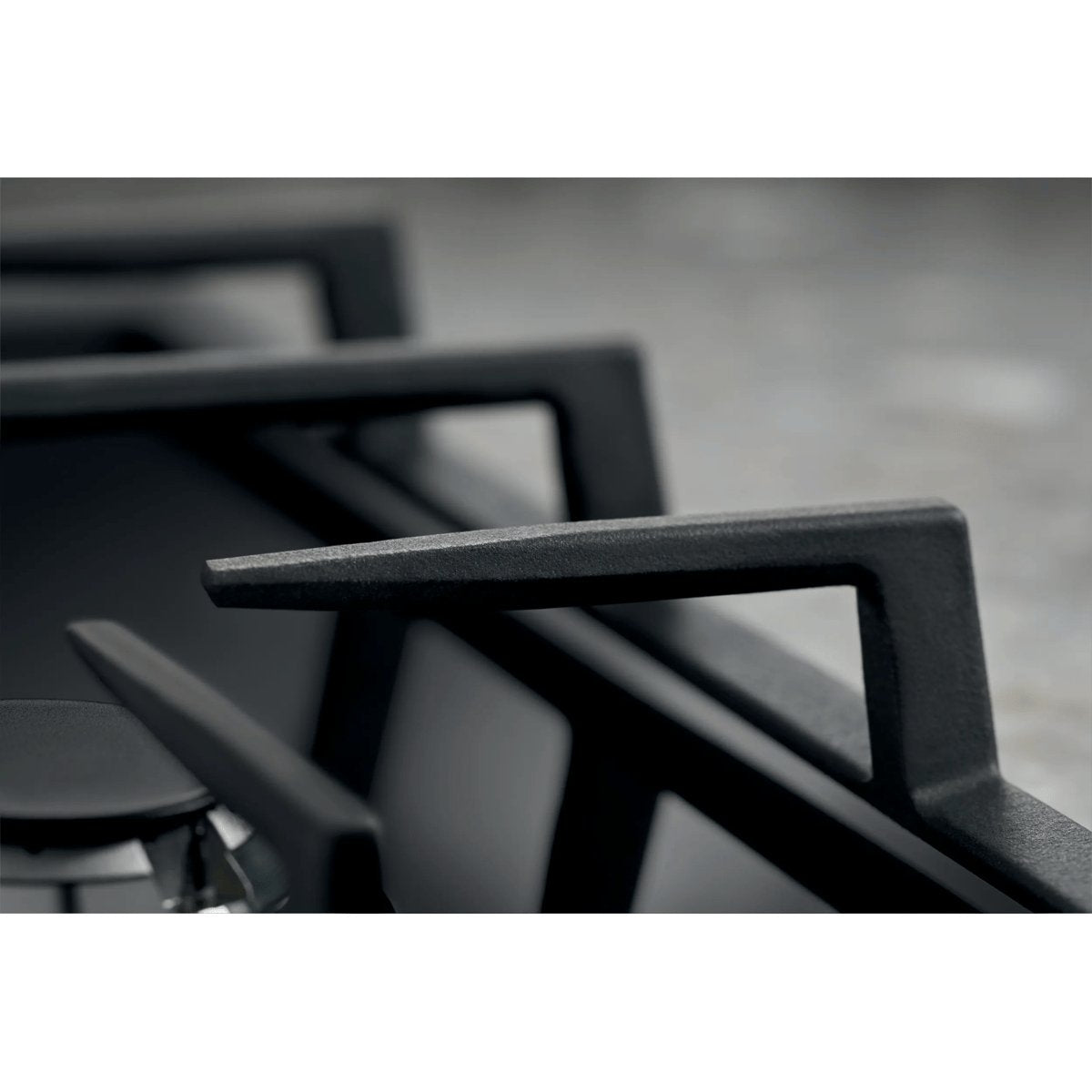 EAN 7332543834037 - Electrolux KGG75362K Negro Integrado 75 cm Encimera de gas 5 zona(s) imagen 2