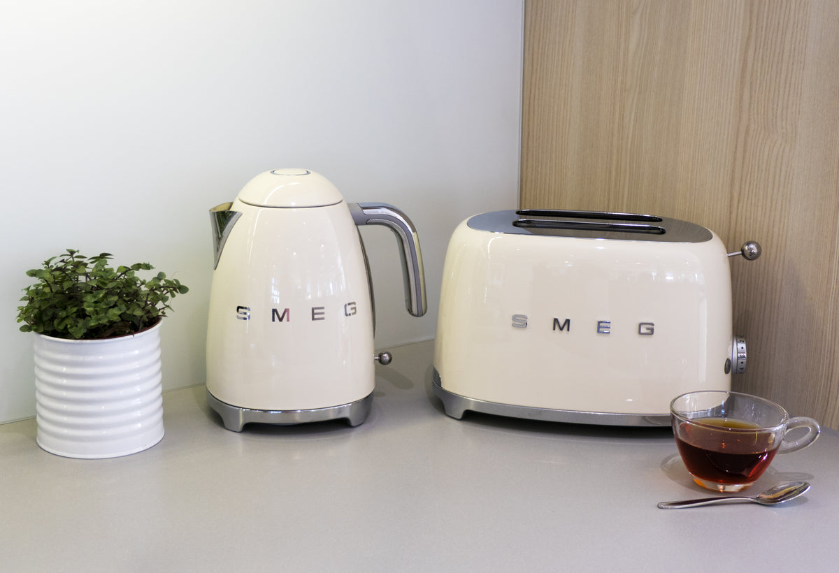 EAN 8017709186920 - Smeg TSF01CREU tostadora 6 2 rebanada(s) 950 W Crema de color imagen 10