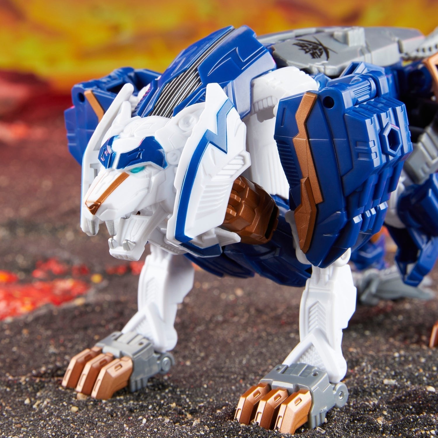 Figura Thundertron Prime Universe Voyager Class Legacy United Transformers 17,5cm