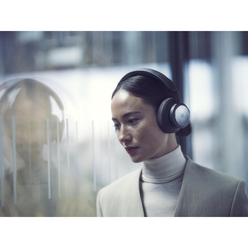 Bang & Olufsen Beoplay Portal Wireless Gaming Headphone Negro