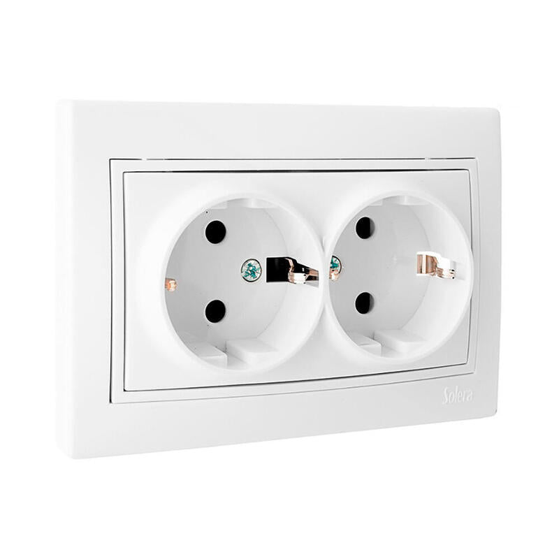 Base Doble De Enchufe T/Tl Con Obturador 16a 250v Solera Erp60/2u
