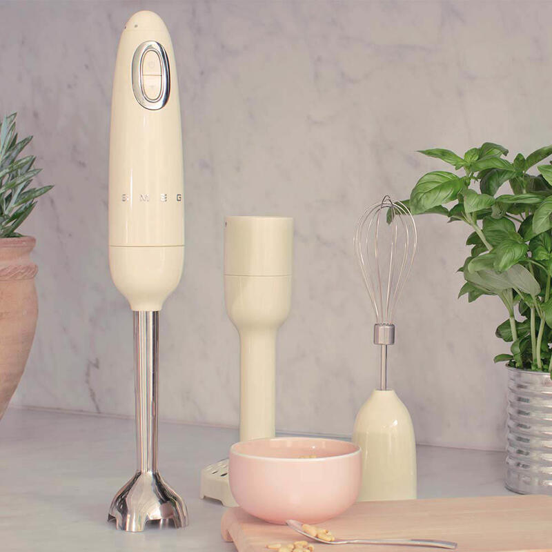 Batidora De Mano Smeg Estilo 50´S Crema Hbf11creu