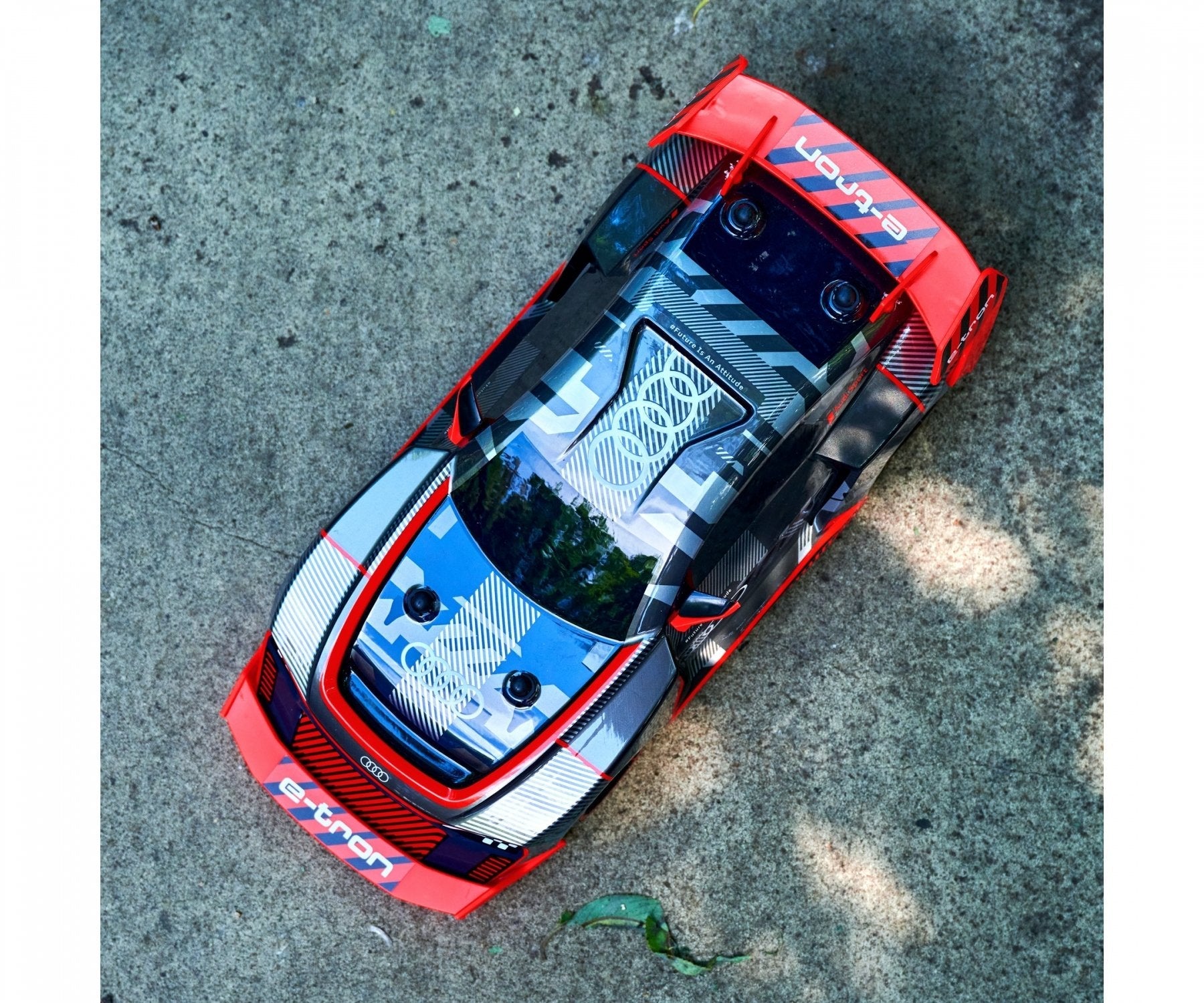 Dickie Rc Audi S1 E-Tron Quattro 2,4 Ghz, 1:16  201106011