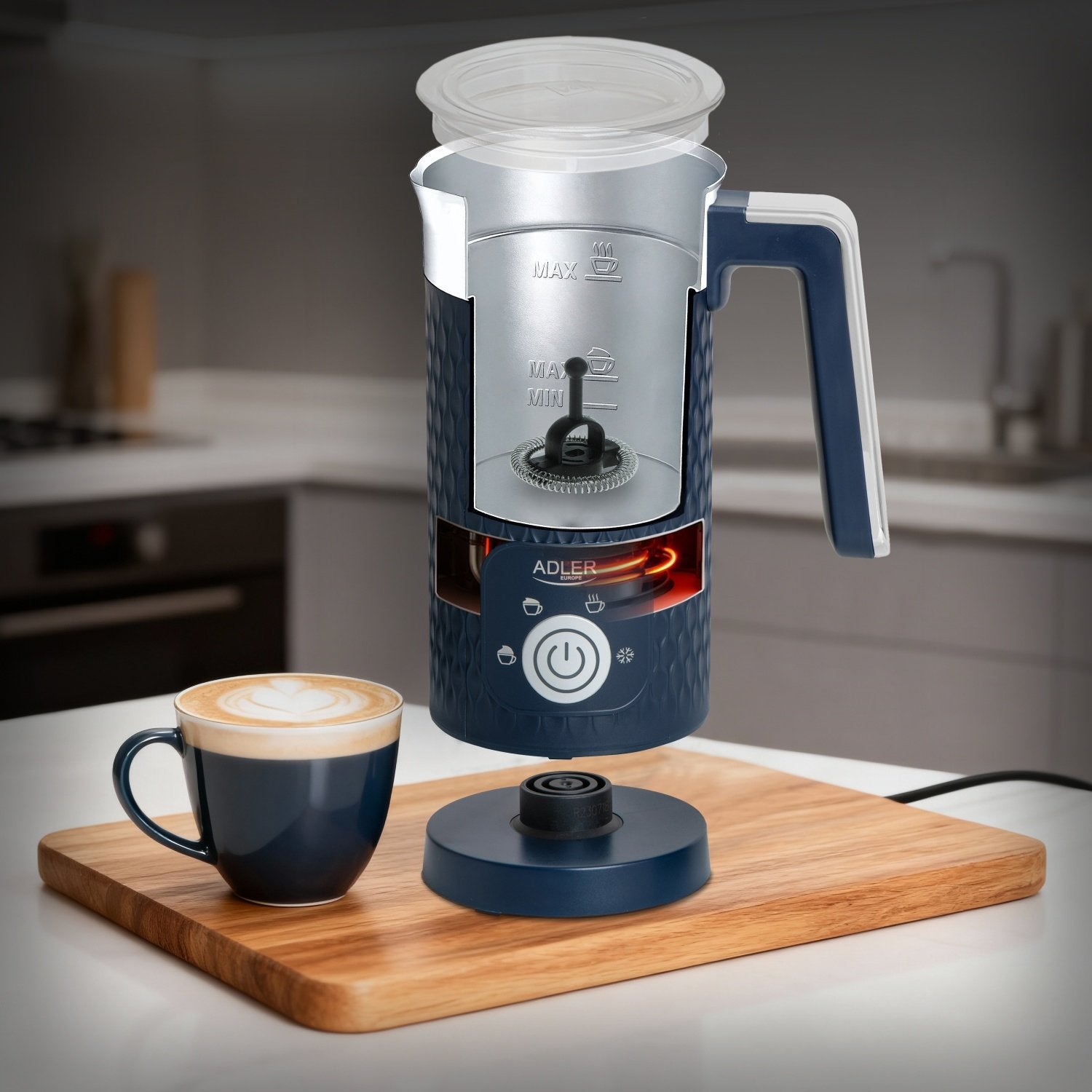 EAN 5905575901279 - Adler AD 4494 Calentador/espumador de leche automático Metálico, Azul oscuro imagen 15