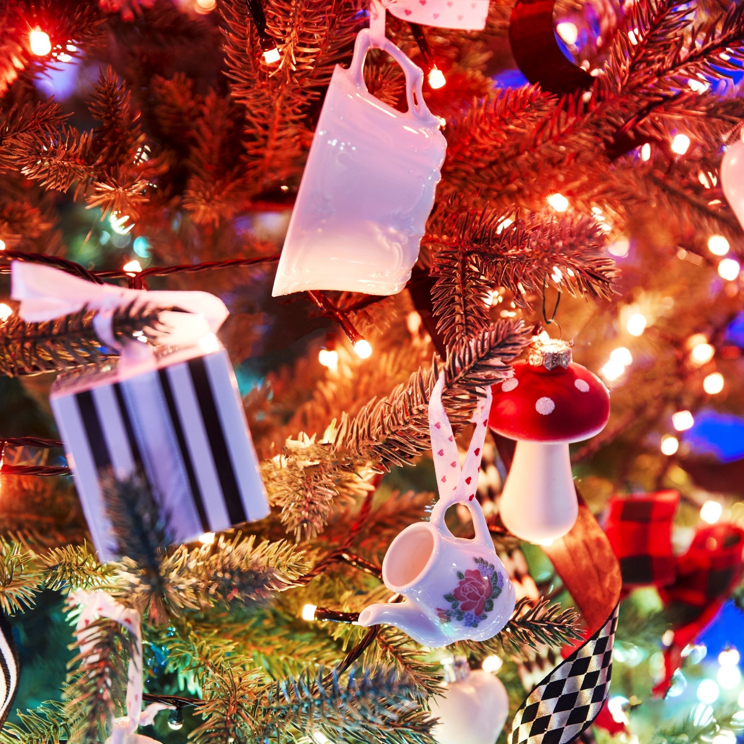 Twinkly Strings 250 Special Edition (Tws250spp-Beu) Luces Inteligentes Para El Árbol De Navidad 250 Led Rgb+W 20 M