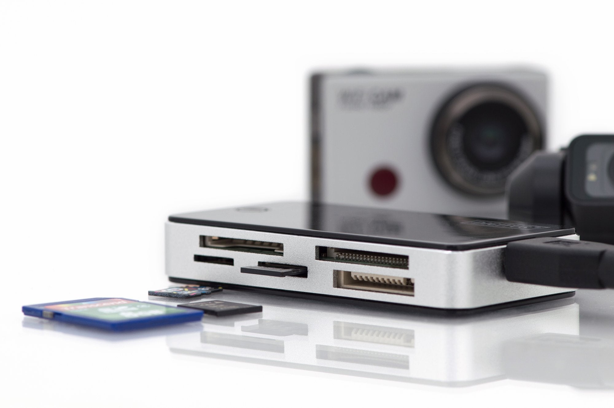 Hub Digitus Sd Usb 3.0 Ms/Sd/Sdhc/Minisd/M2/Cf/Md/Sdxc - Usb A 1m