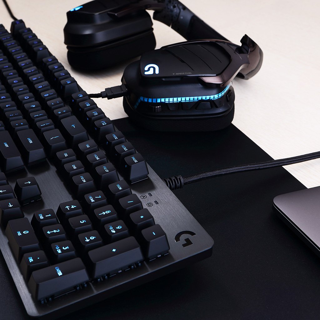 Teclado Inglés Logitech G G512 Carbon Lightsync Rgb Mechanical Gaming Keyboard With Gx Red Switches Usb Carbono