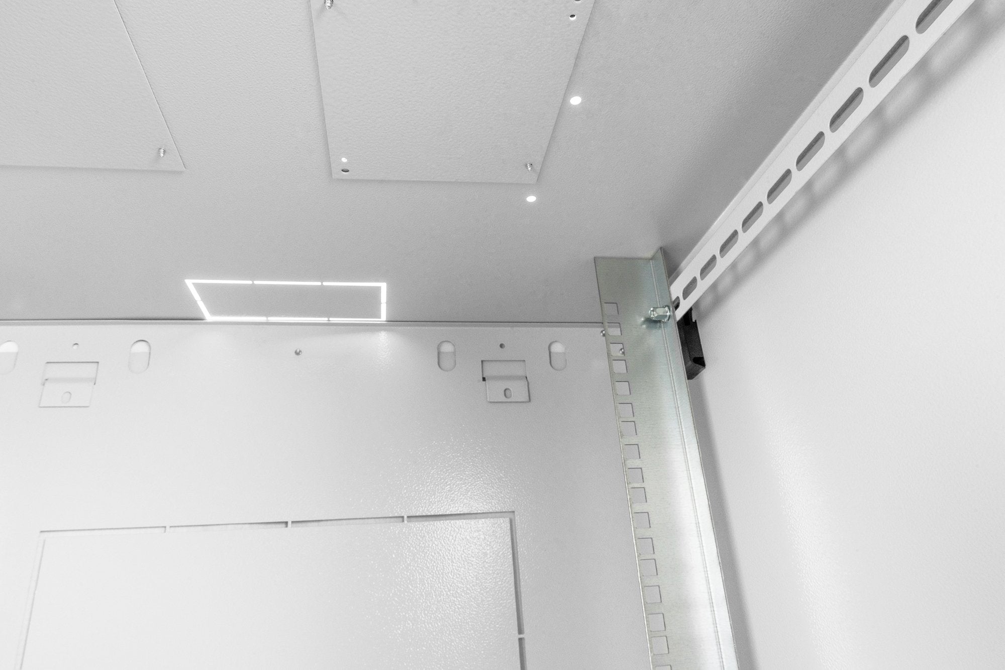 EAN 4016032221746 - Digitus DN-19 09U-6/6-EC armario rack 9U Bastidor de pared Gris imagen 8