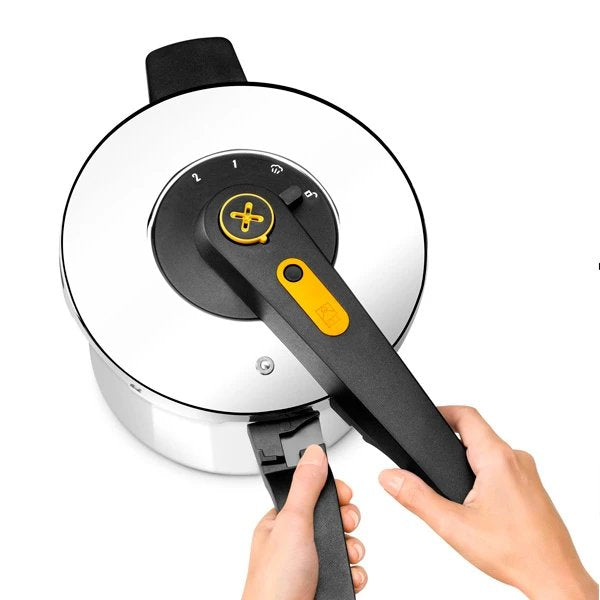La Olla A Presión Excellent Te Permite Ahorrar Hasta Un 70% De Tiempo Y Energía Respecto A Una Olla De Cocción Tradicional, Equipada Con La Mejor Tecnología En Seguridad Y Funcionamiento.

Está Fabricada En Acero Inoxidable 18/10 Muy Resist