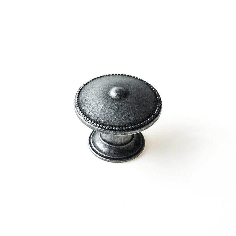 Blister Con 4 Pomos Redondos Para Mueble Fabricado En Zamak Acabado Plata Vieja Mod. 3121 Ø30mm Rei