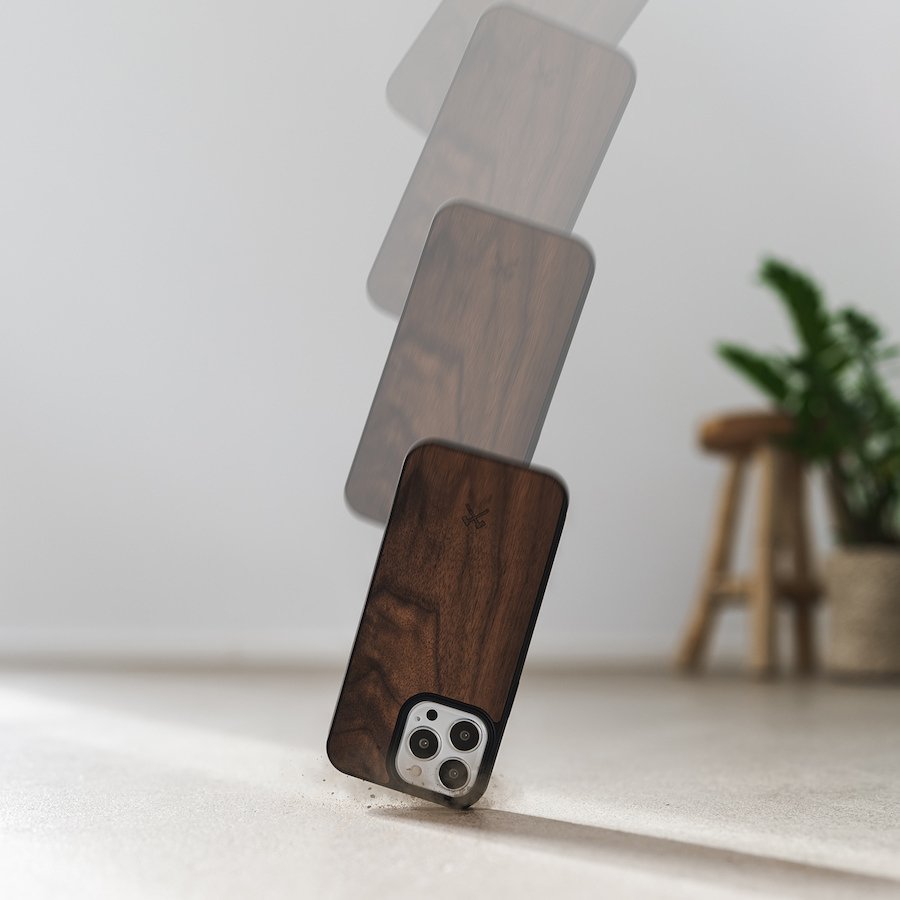 Woodcessories Bumper Magsafe Funda Paraiphone 14 Plus  17 Cm (6.68") Nuez