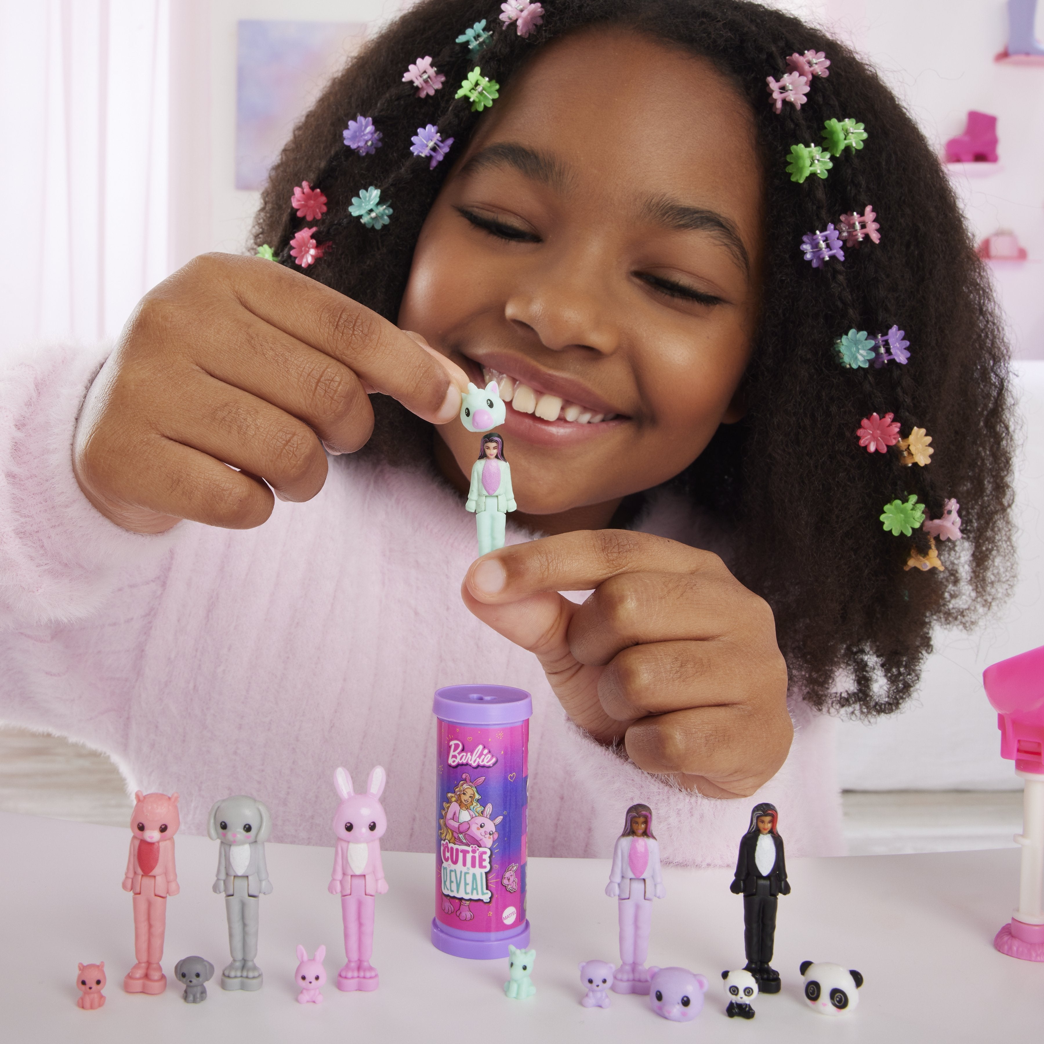 EAN 0194735250981 - Barbie HYM25 muñeca imagen 3