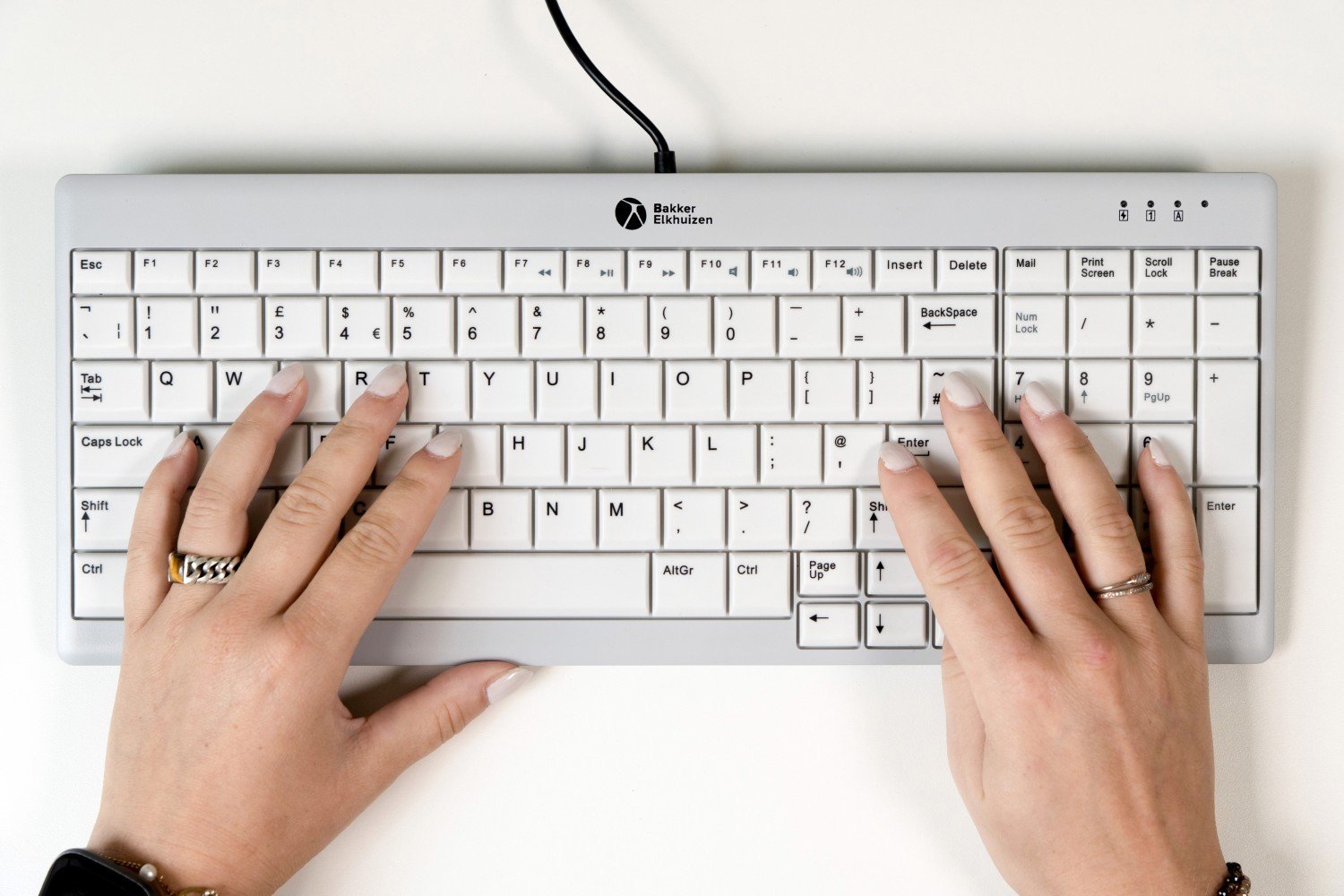 EAN 8719274677680 - BakkerElkhuizen UltraBoard 960 V2 teclado Oficina USB QWERTY Inglés de EE. UU. Gris imagen 8