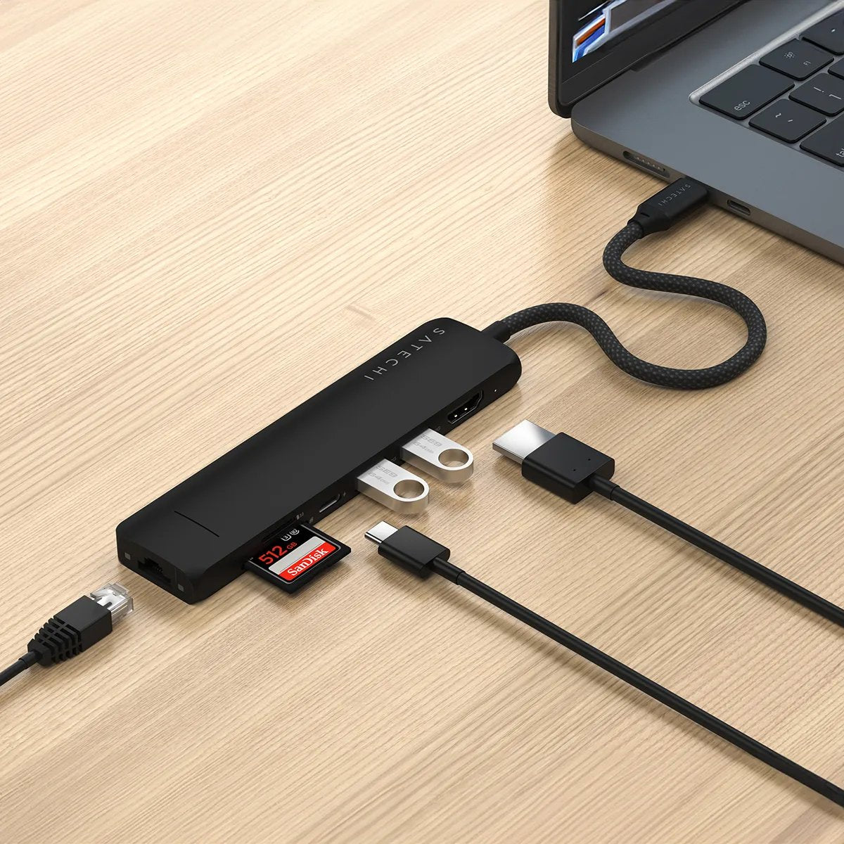 Satechi 7-W-1 Usb-C Slim Multiport Adapter Ethernet (Usb-C Pd, 2x Usb-A, Hdmi 4k, Ethernet, Czytnik Kart Micro/Sd) (Negro)