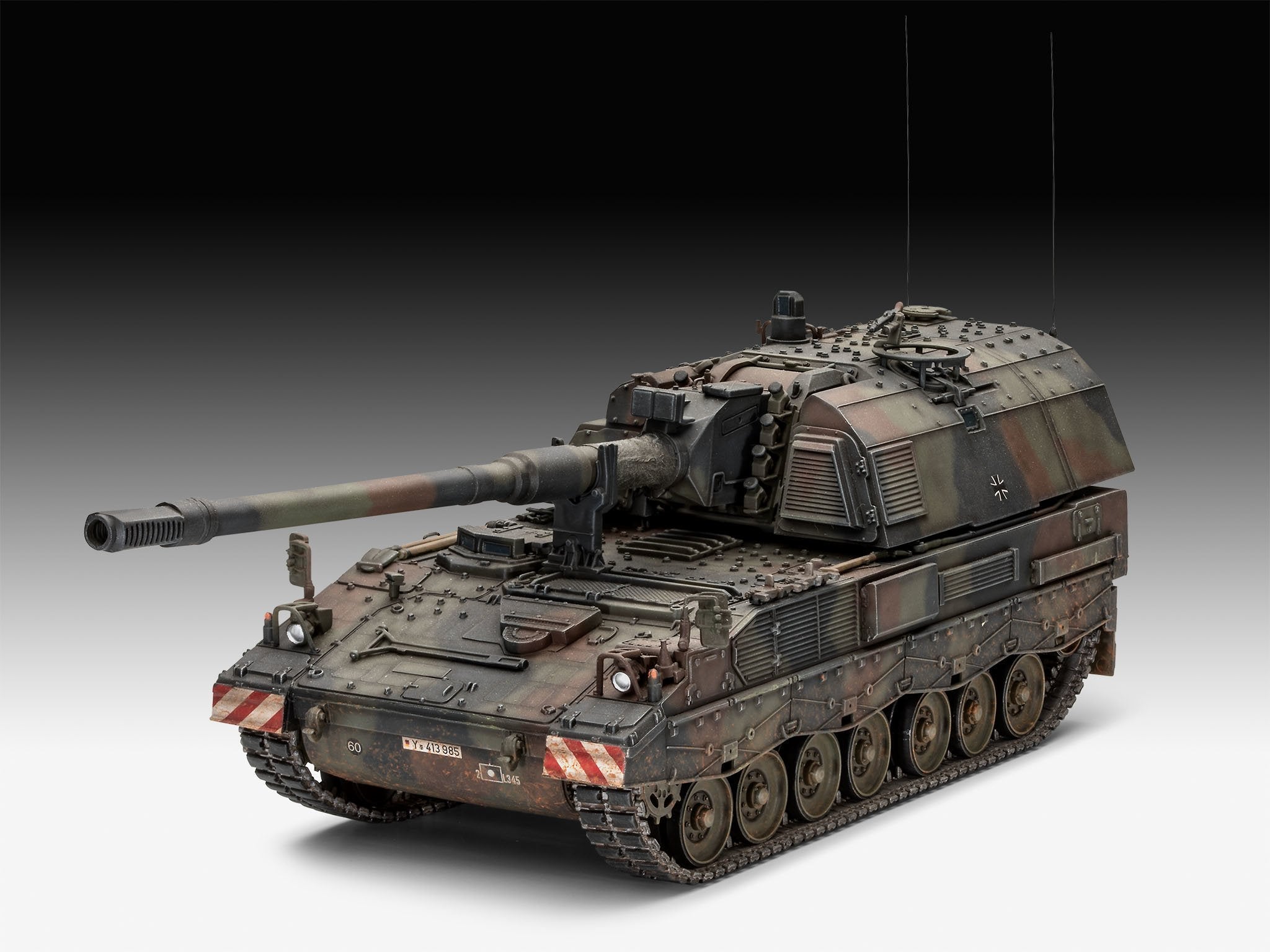 Revell Panzerhaubitze    2000