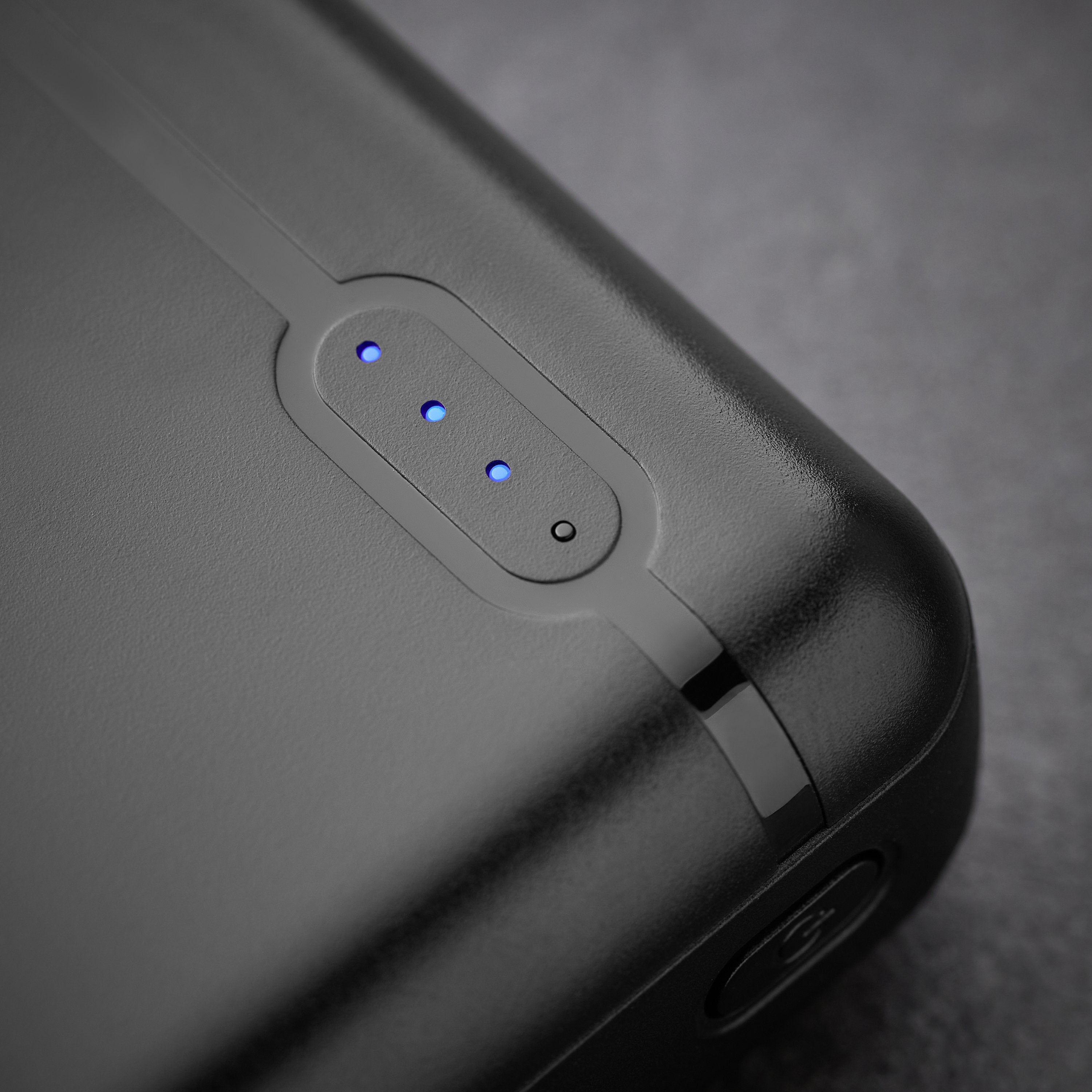 EAN 4034303029563 - Intenso XS20000 Polímero de litio 20000 mAh Negro imagen 8