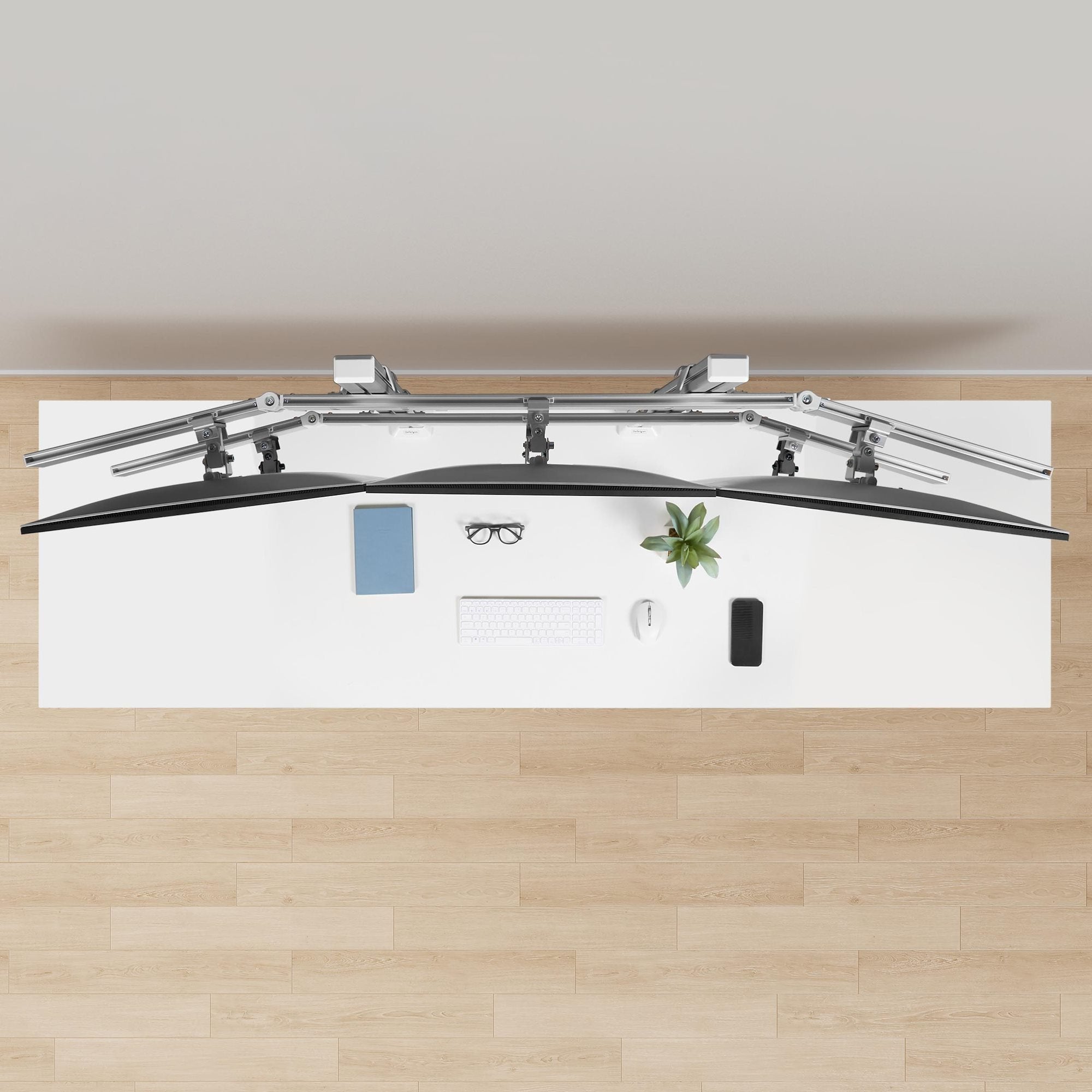 Startech.Com Six-Monitor Desk Mount W  Crossbar, Up To 32 In Screens 17.6lb - Befestigungskit - Für 6 Lcd-Displays - Säule, Dual
